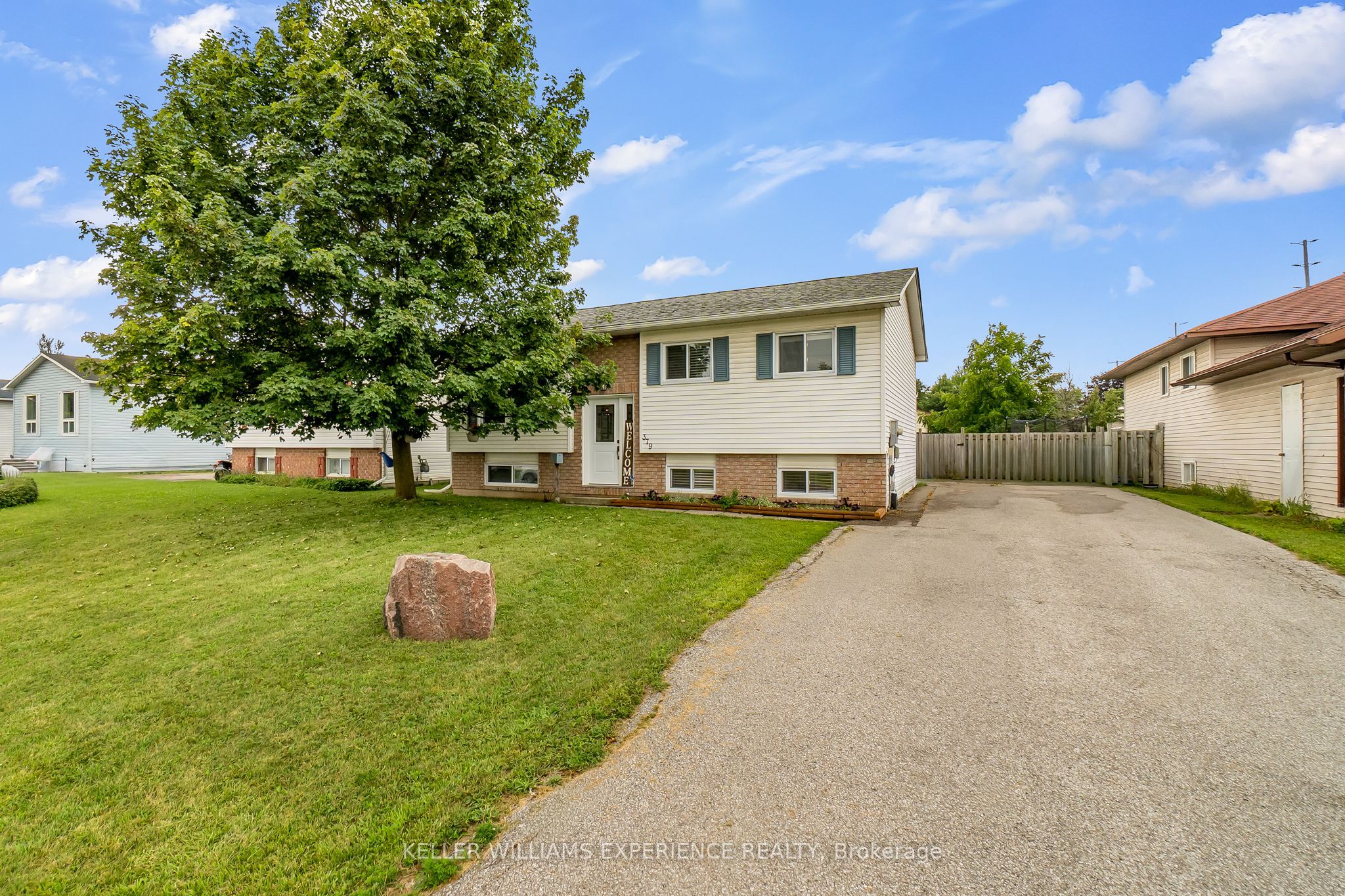 379 High Street, Orillia, ON L3V 4X6