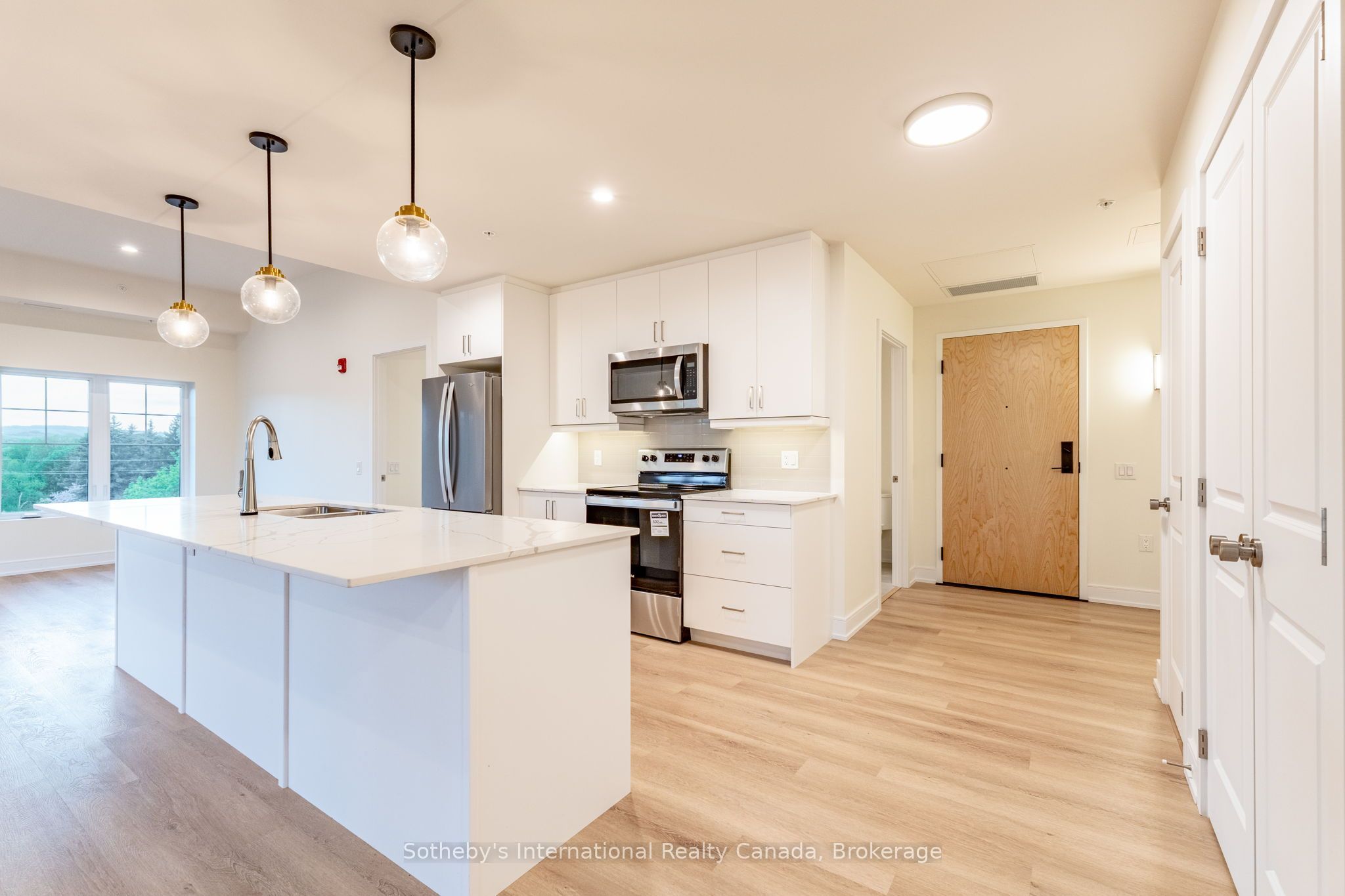 121 Mary Street 423, Clearview, ON L0M 1G0 photo 5