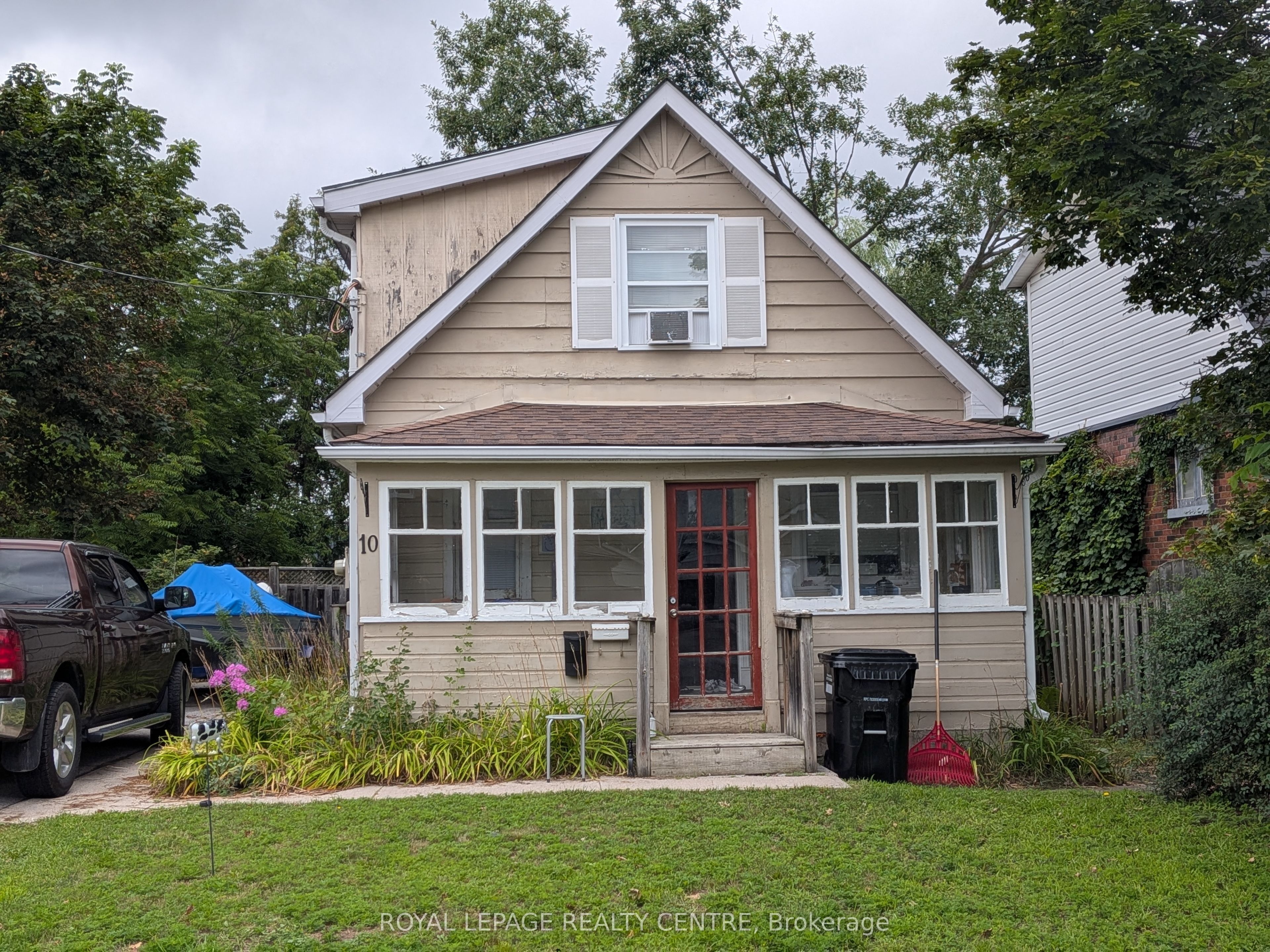 10 Dufferin Street Upper, Barrie, ON L4N 2J7 photo 2