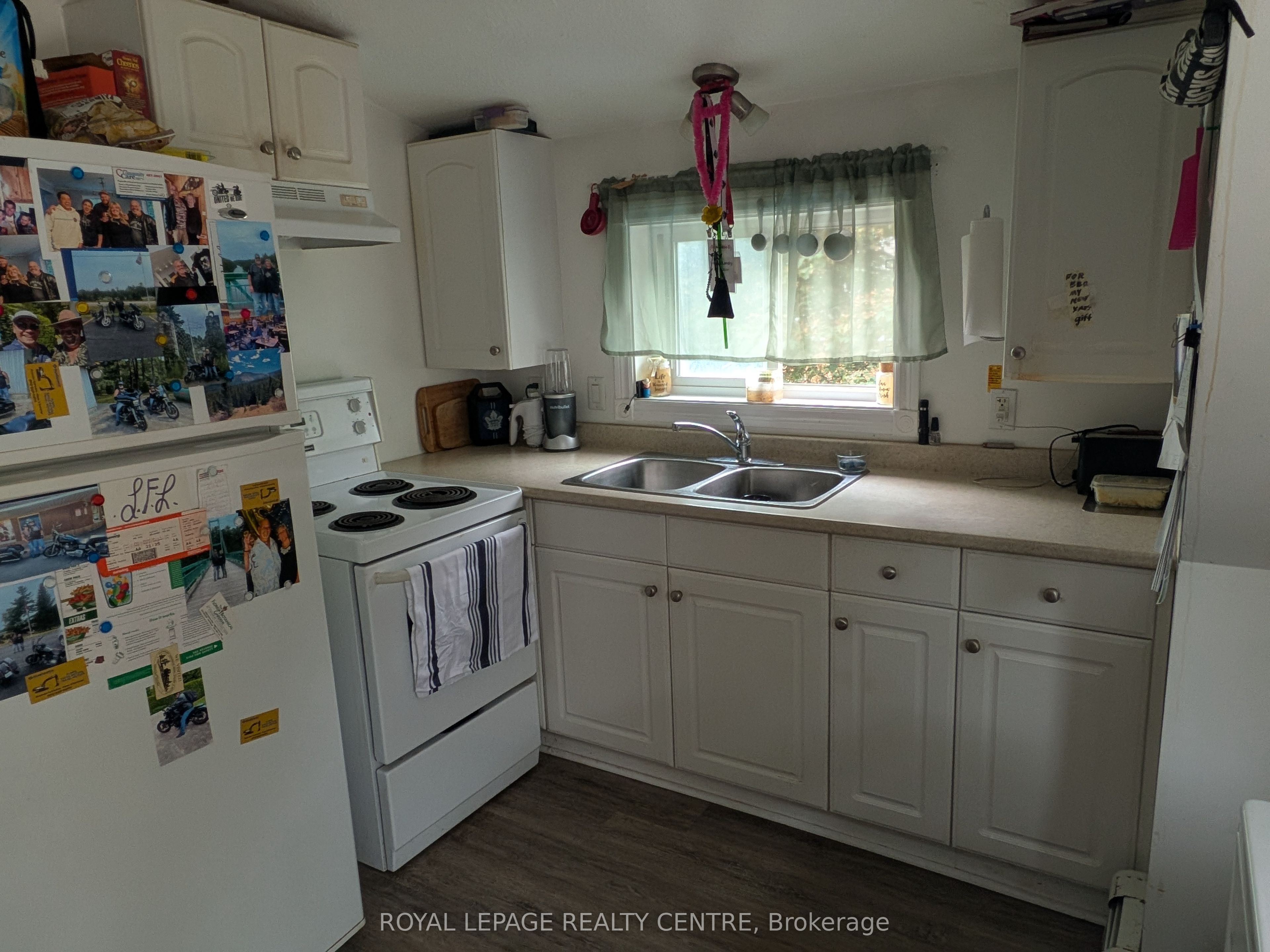 10 Dufferin Street Upper, Barrie, ON L4N 2J7 photo 5