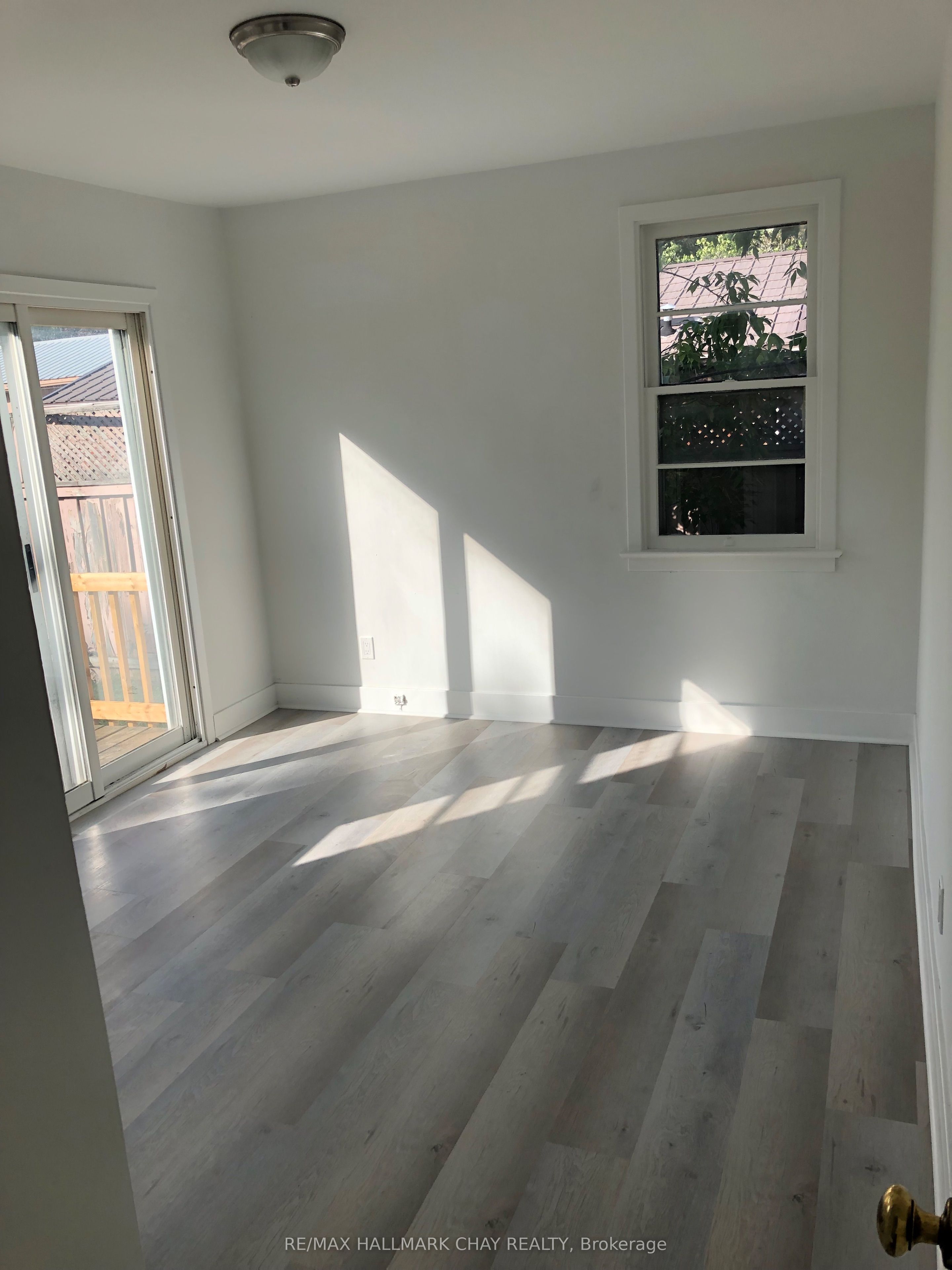 34 Cundles Road E, Barrie, ON L4M 2Z5 photo 5