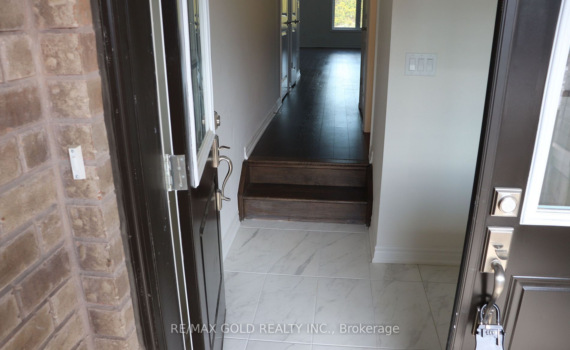 147 Shepherd Drive, Barrie, ON L9J 0P9 photo 2