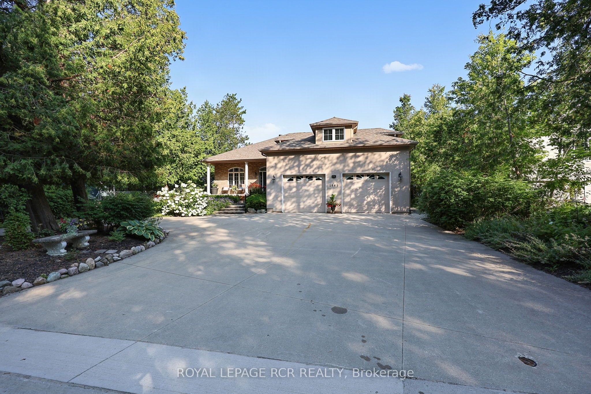 1068 Shore Lane, Wasaga Beach, ON L9Z 2A1 photo 3