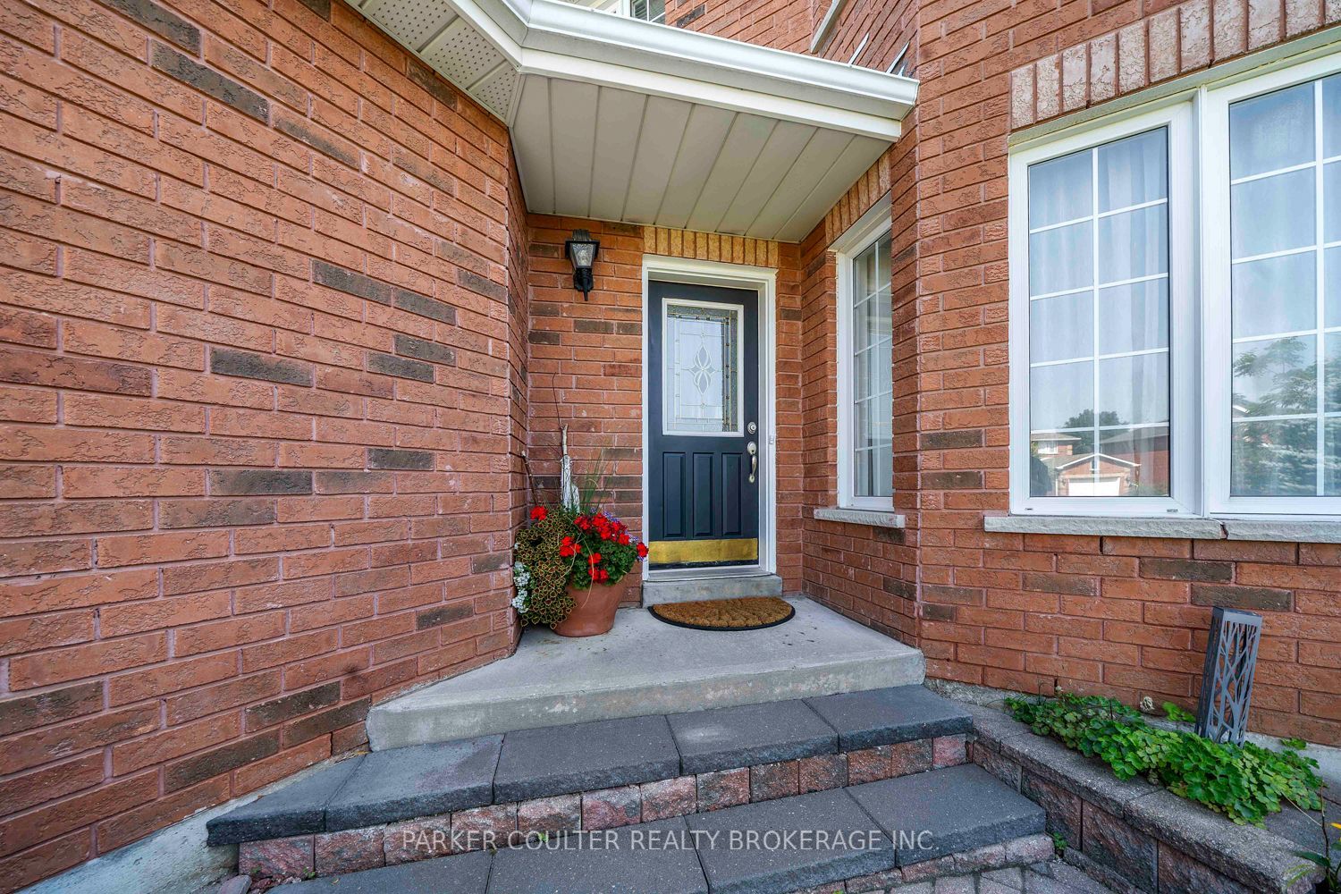 15 Shaina Court, Barrie, ON L4N 9S6 photo 5