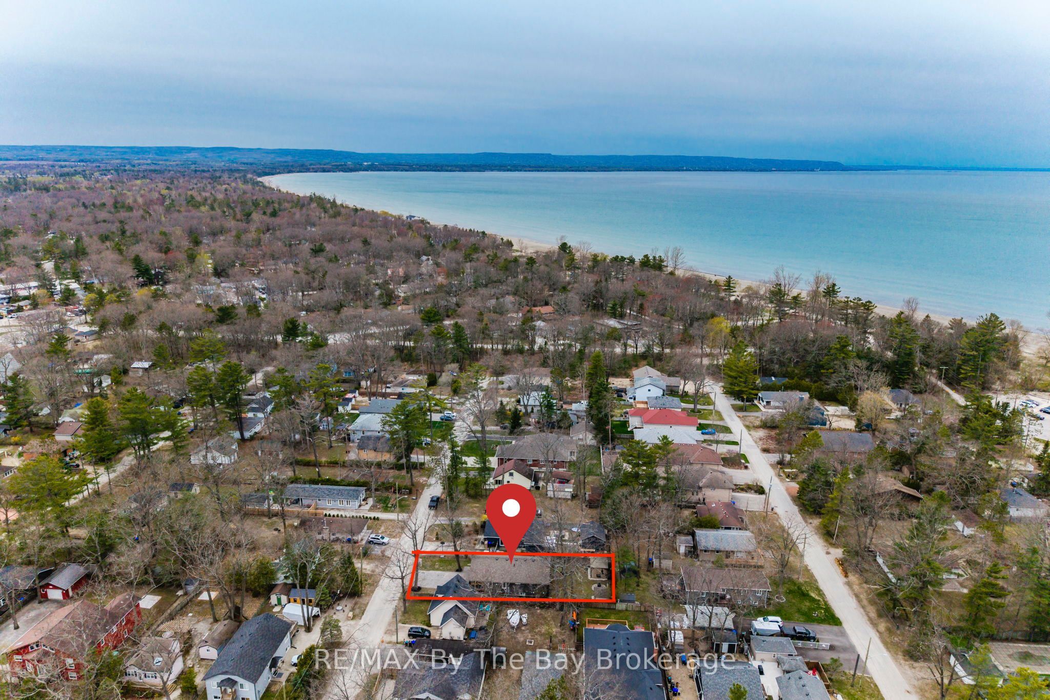 12 5th Lane, Wasaga Beach, ON L9Z 2E9 photo 2
