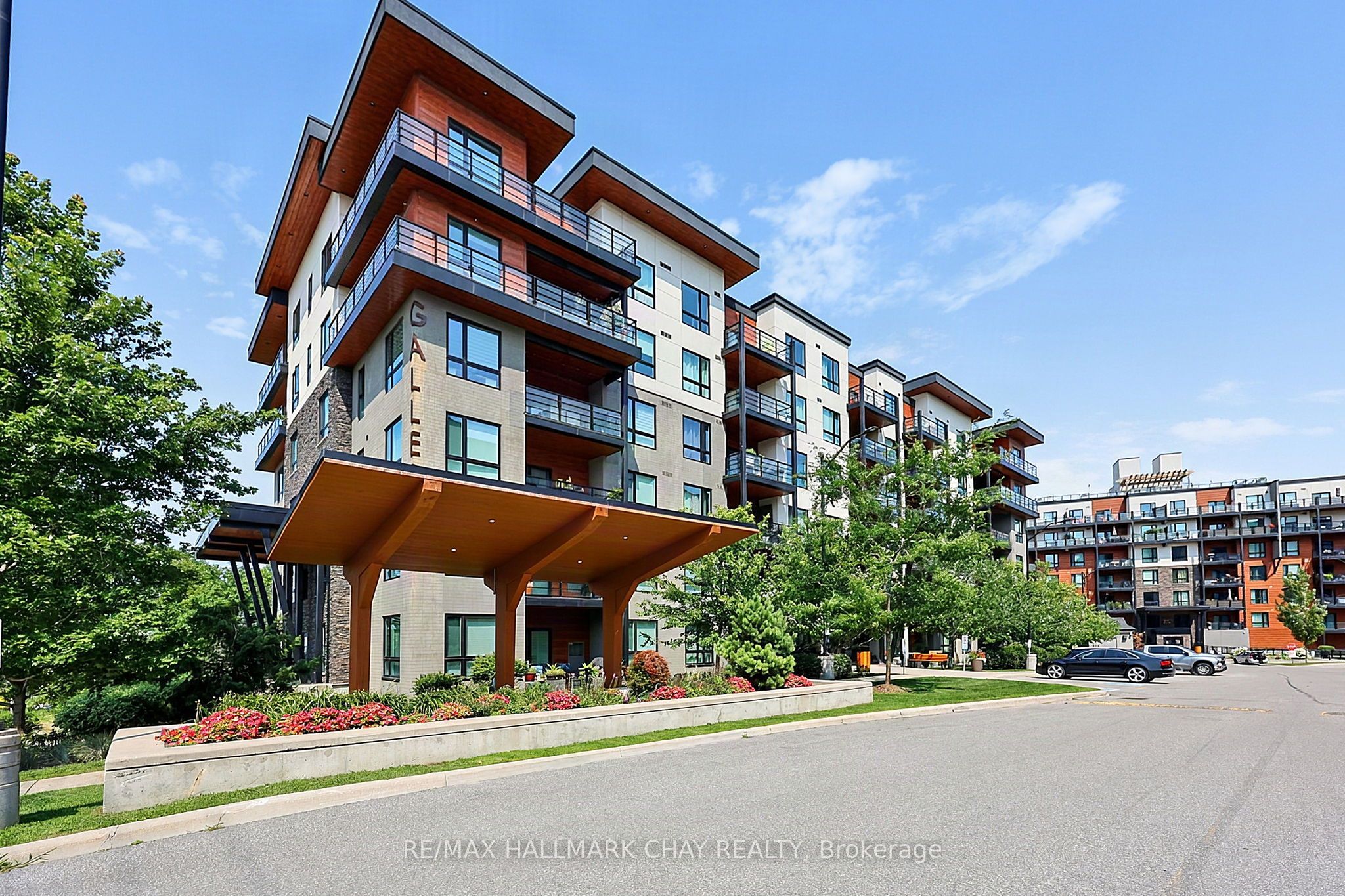 300 Essa Road #304, Barrie, ON L4N 9Y4 photo 2