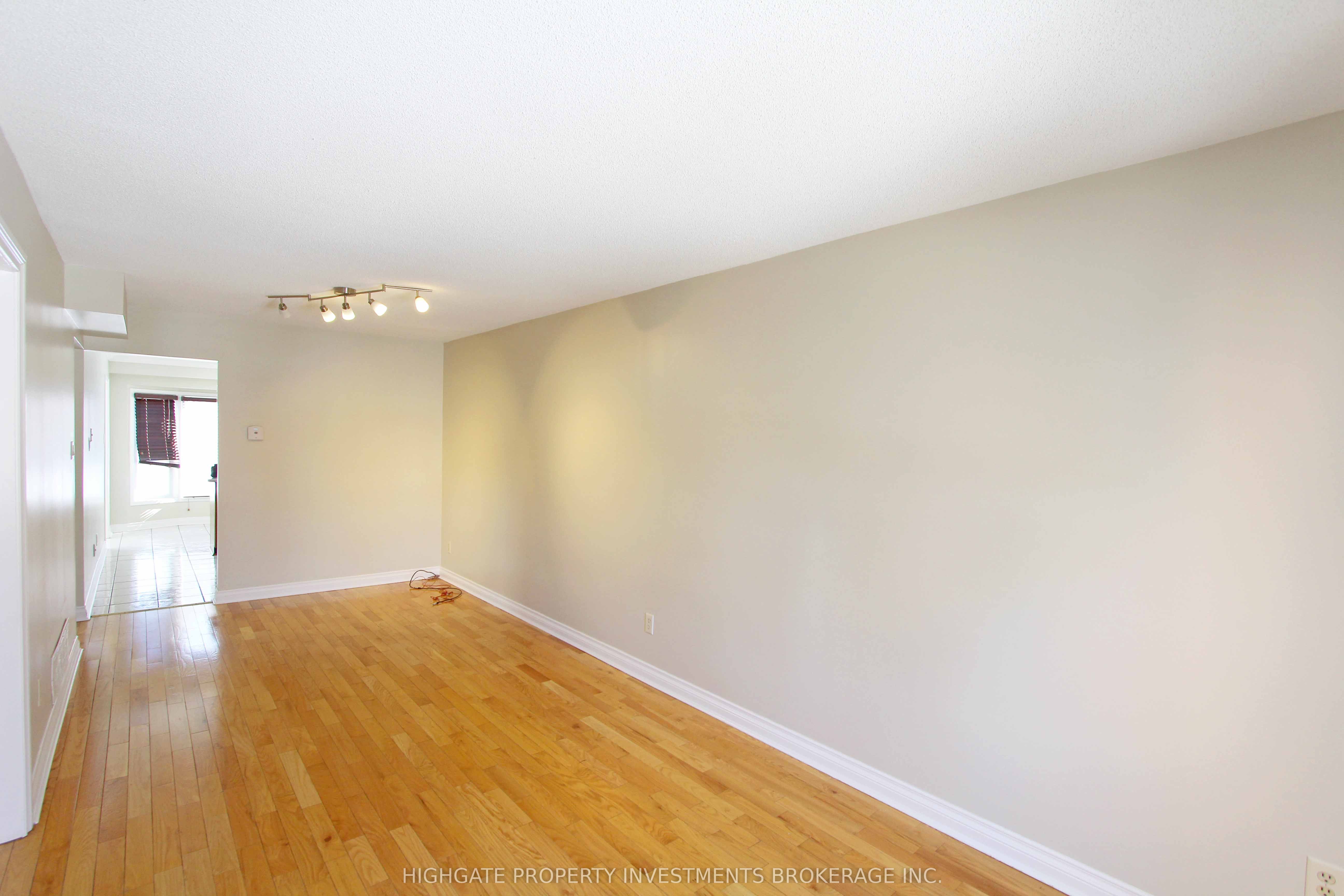 80 Hadden Crescent, Barrie, ON L4M 6G7 photo 3