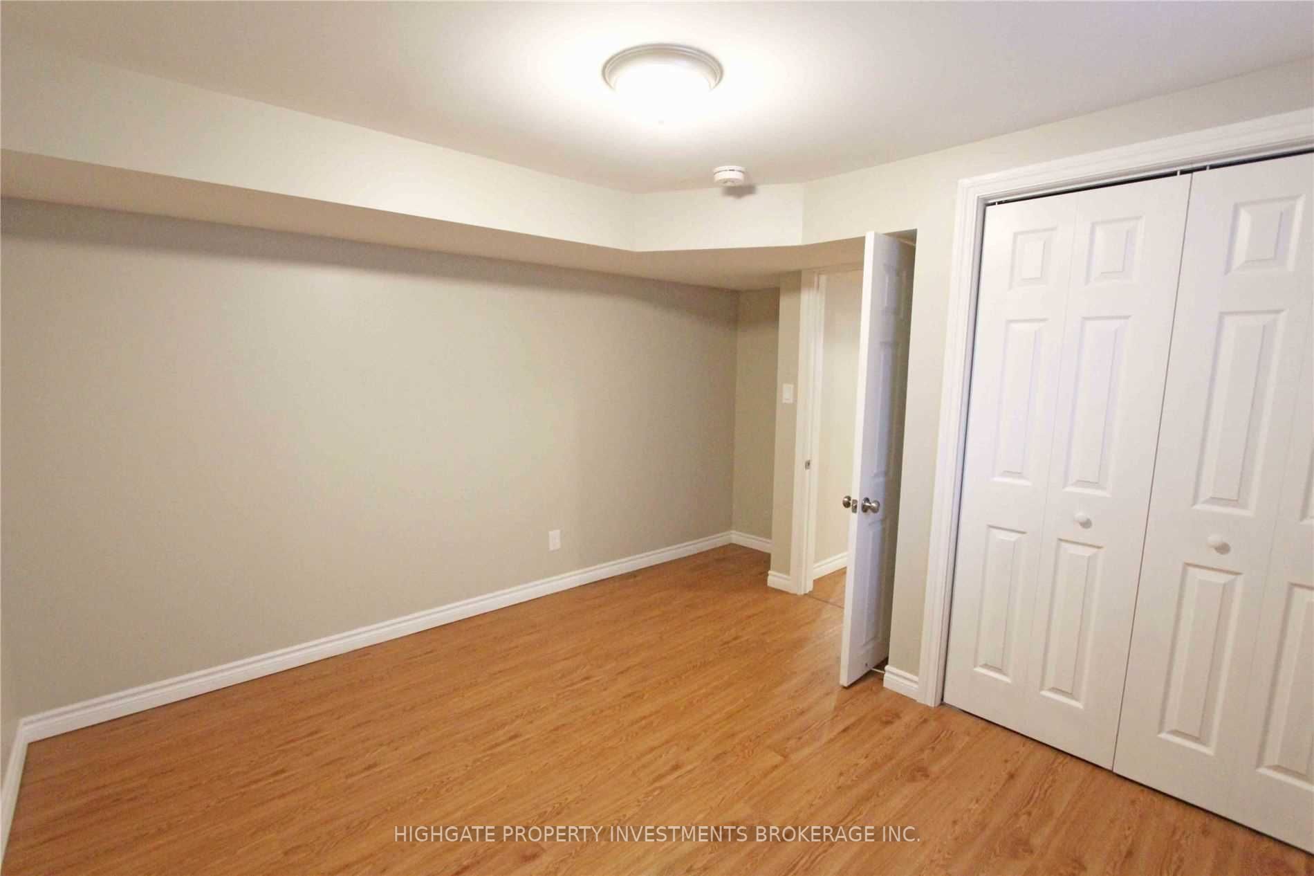 80 Hadden Crescent Lower, Barrie, ON L4M 6G7 photo 5