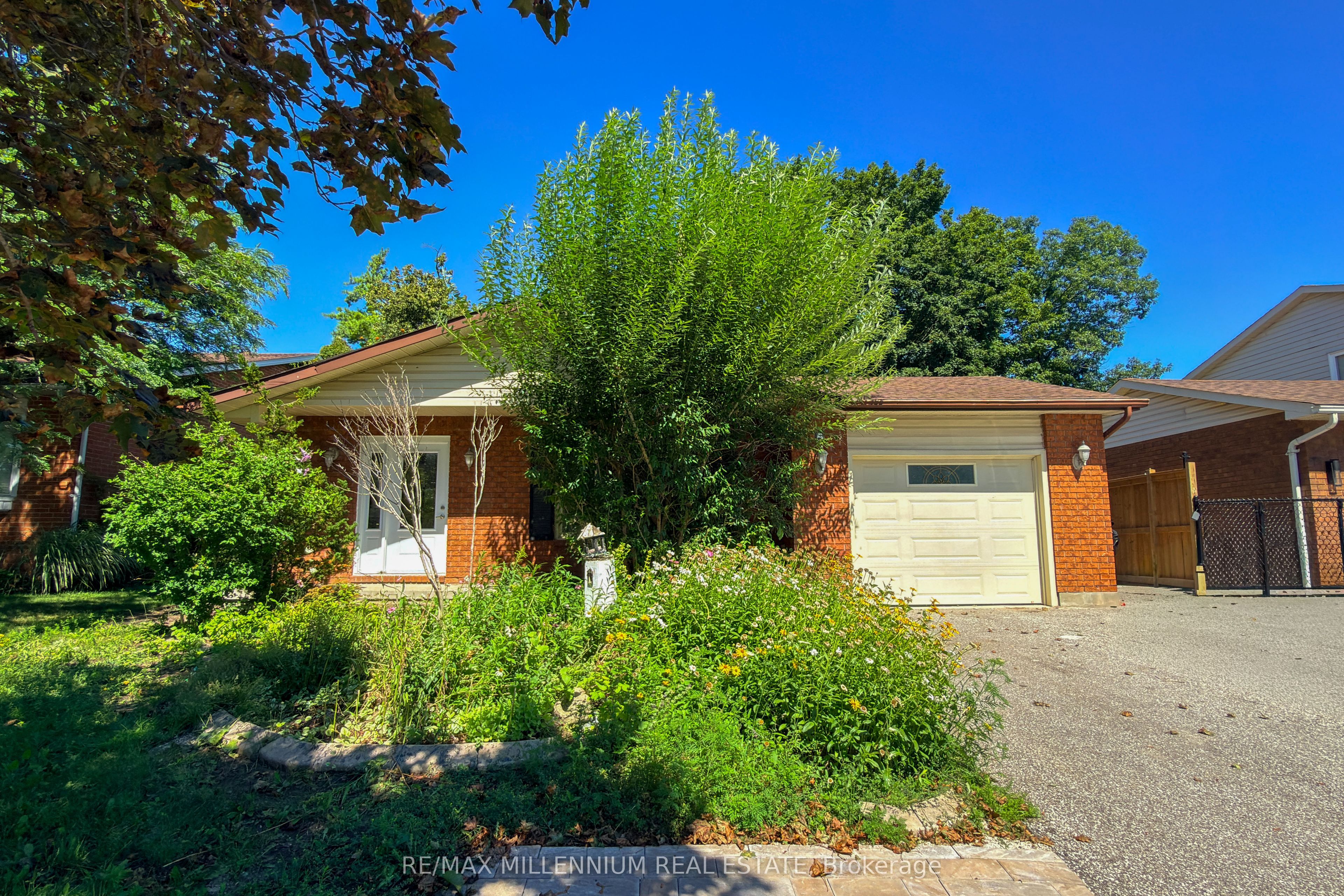 5 Pepler Place, Barrie, ON L4N 5E3 photo 4