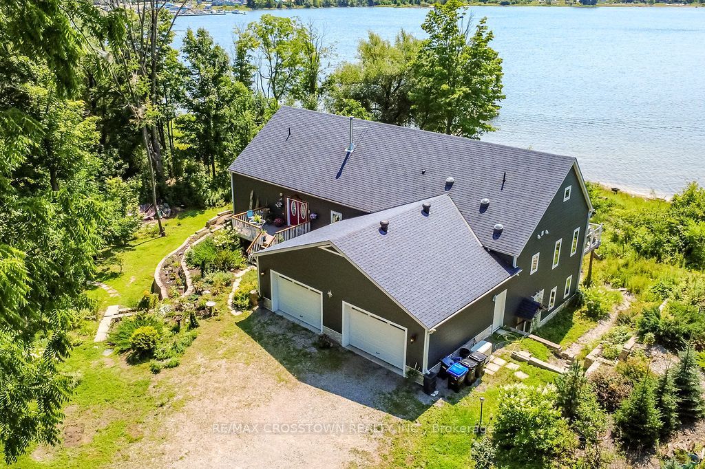 243 Champlain Road, Penetanguishene, ON L9M 1S2 photo 2