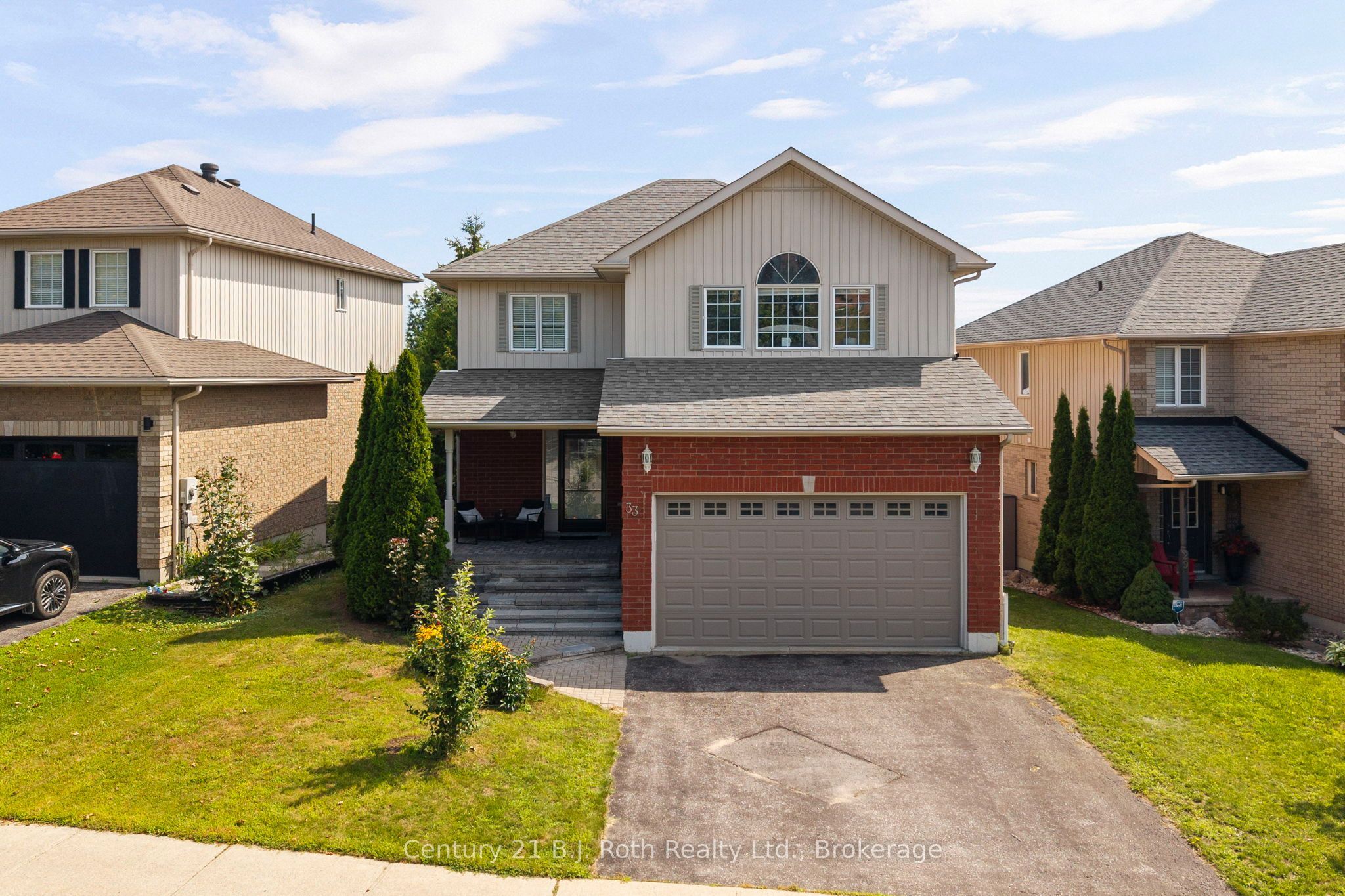 33 Vanessa Drive, Orillia, ON L3V 7Y8