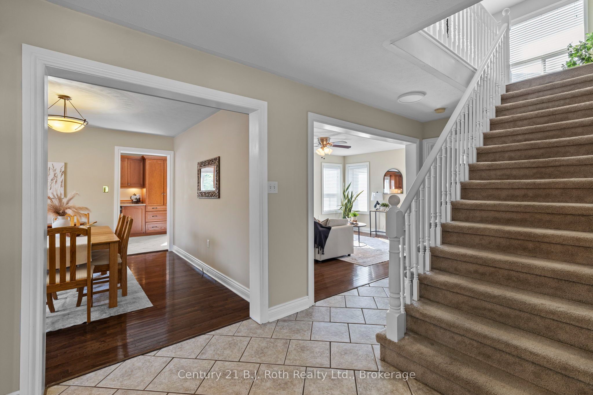 33 Vanessa Drive, Orillia, ON L3V 7Y8 photo 4