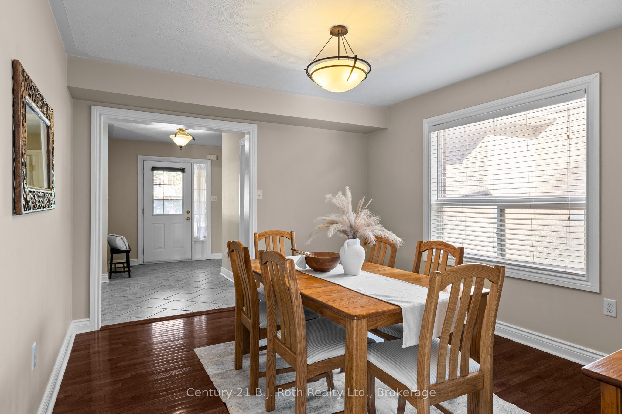 33 Vanessa Drive, Orillia, ON L3V 7Y8 photo 5