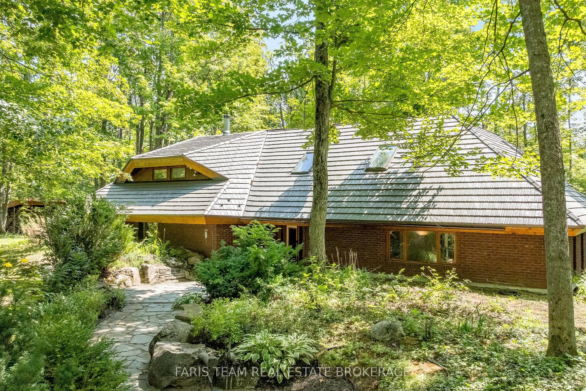 15 Scottdale Drive, Oro-Medonte, ON L0L 1T0 photo 3