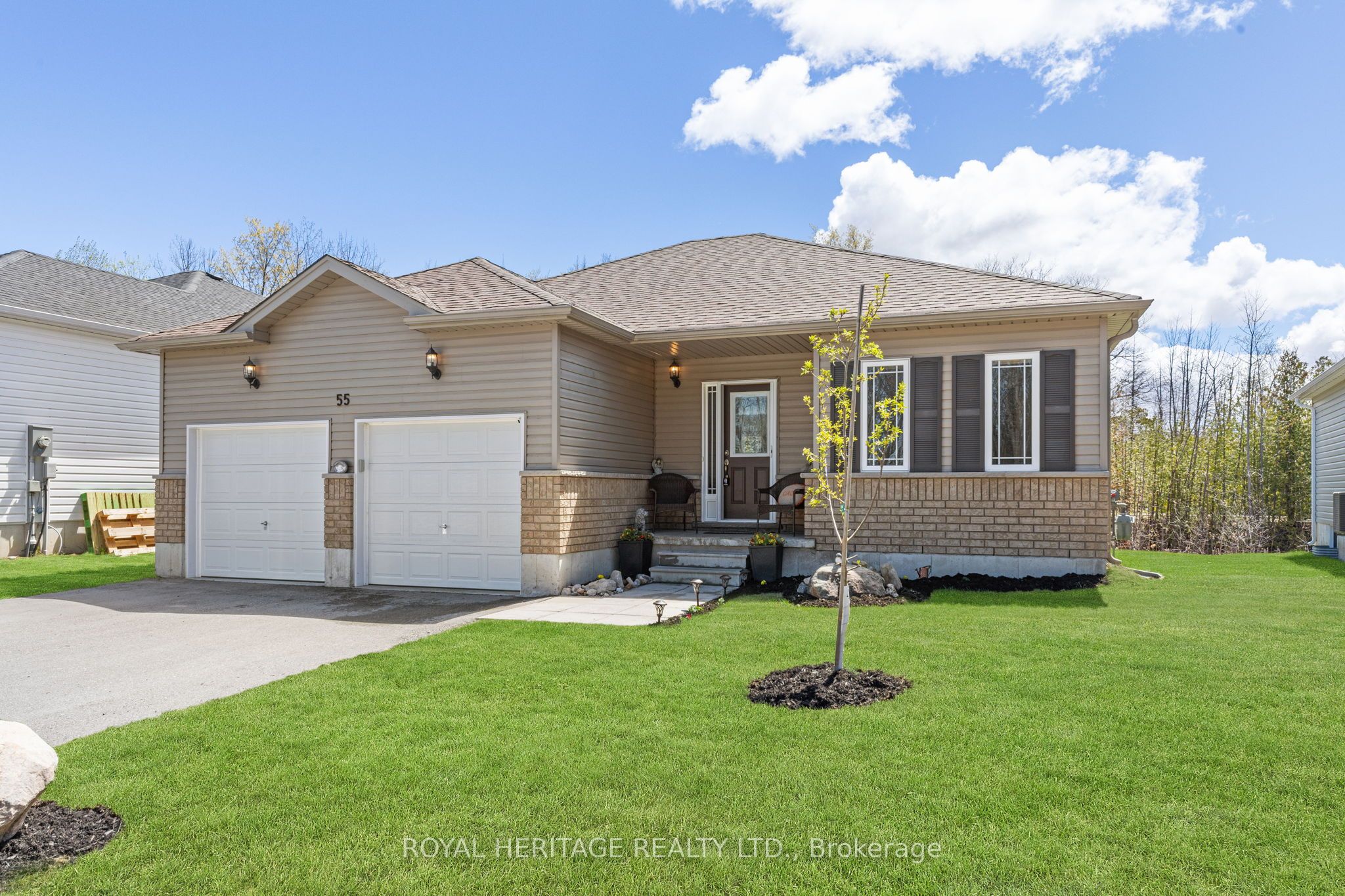 55 Ralph Dalton Boulevard, Tay, ON L0K 2A0 photo 2
