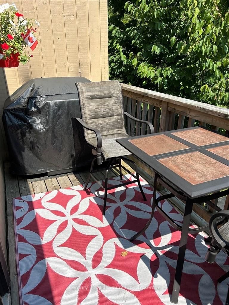 185 Escarpment Crescent, Collingwood, ON L9Y 5B4 photo 2