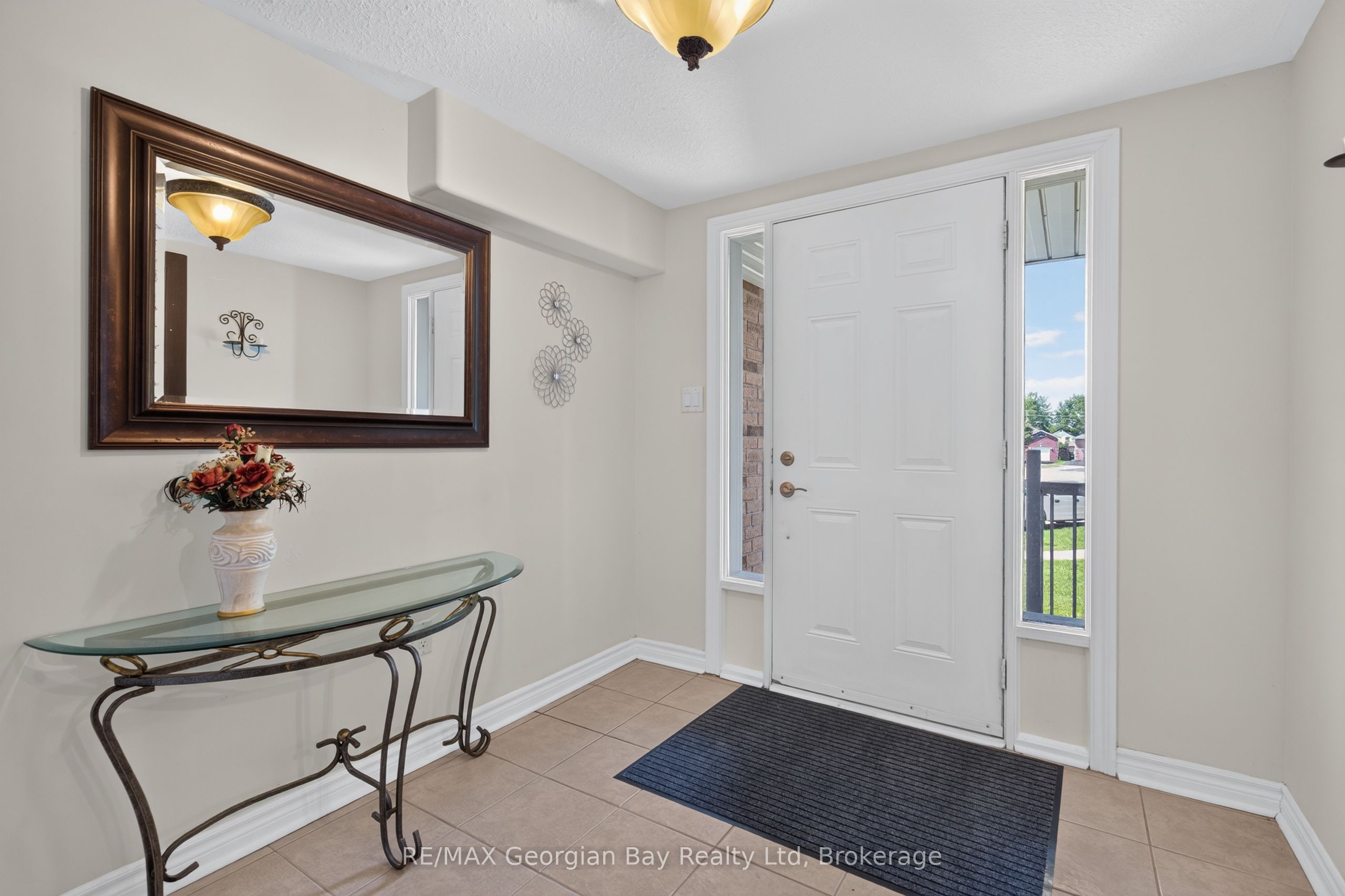 423 Irwin Street, Midland, ON L4R 2V6 photo 3