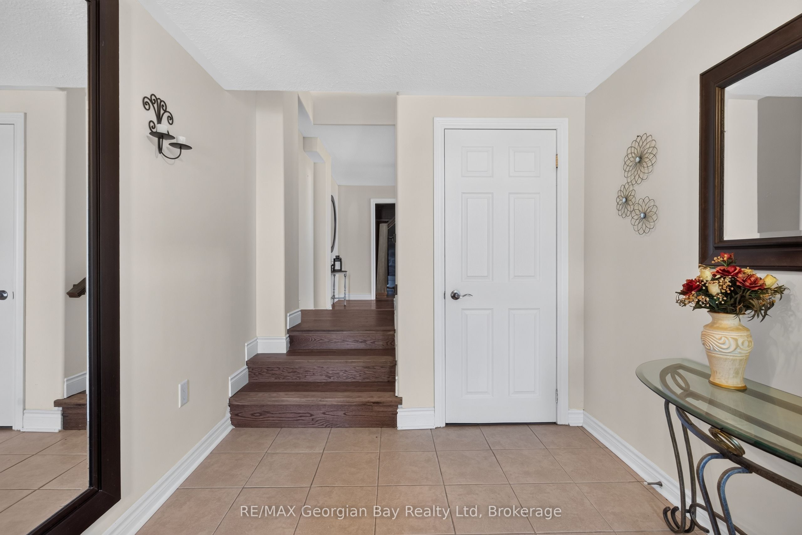 423 Irwin Street, Midland, ON L4R 2V6 photo 4