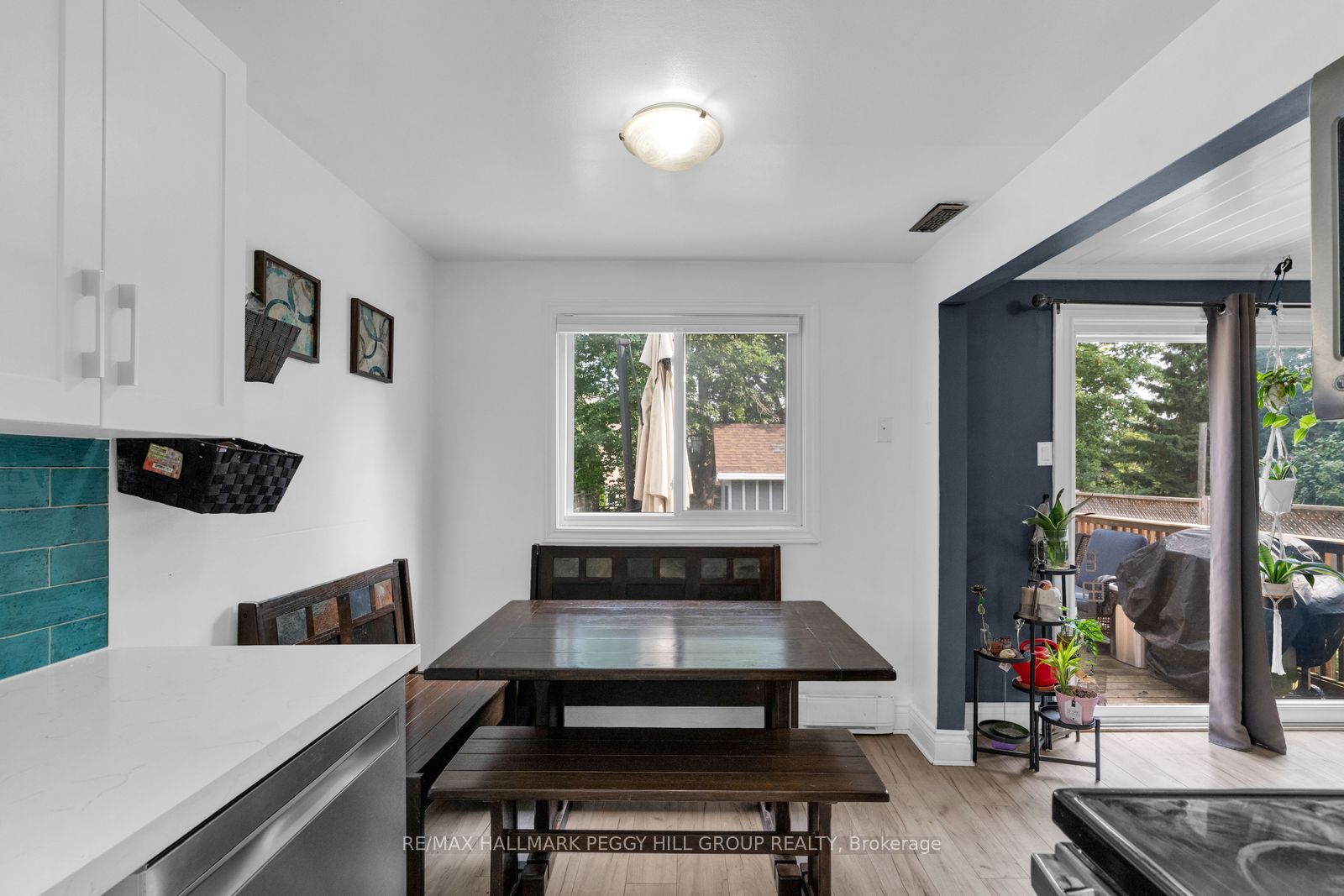 211 Hickling Trail, Barrie, ON L4M 5W6 photo 3