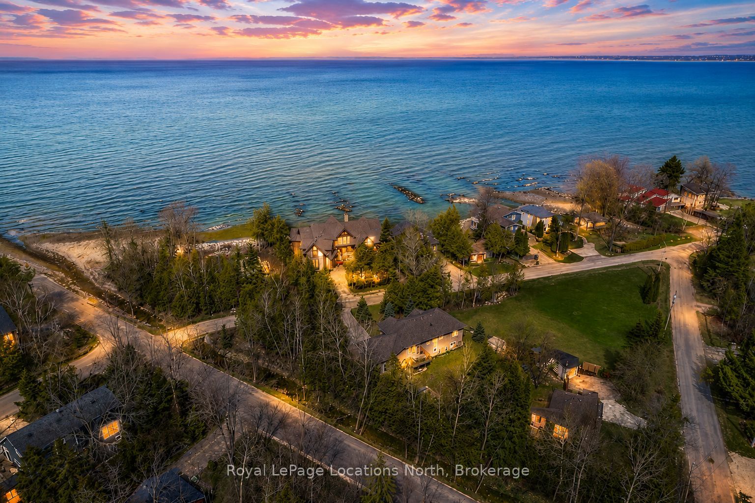 45 William Avenue, Wasaga Beach, ON L9Z 2X3 photo 3