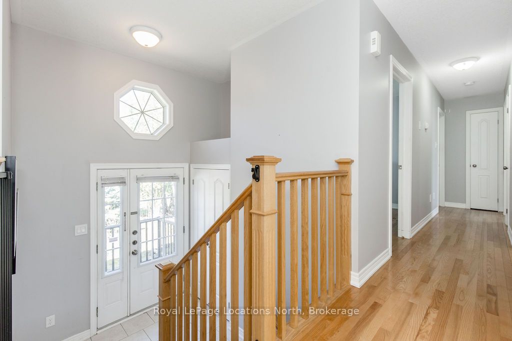 45 William Avenue, Wasaga Beach, ON L9Z 2X3 photo 4