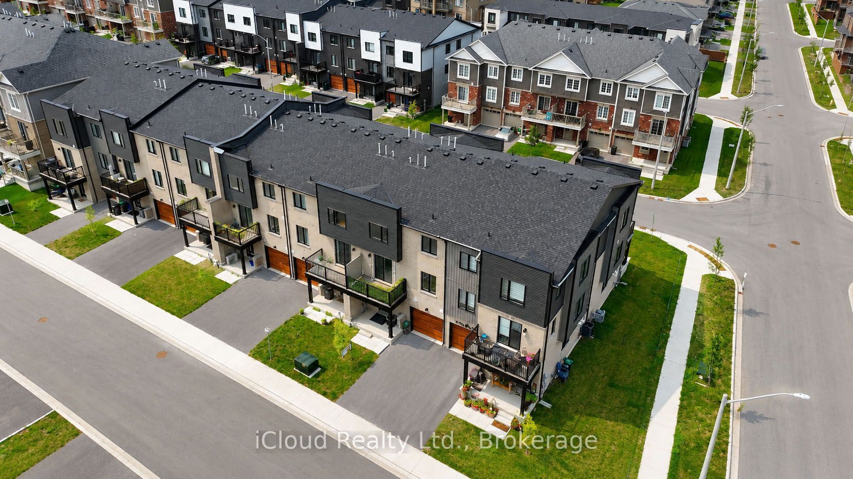 35 Wagon Lane, Barrie, ON L9J 0V4 photo 2