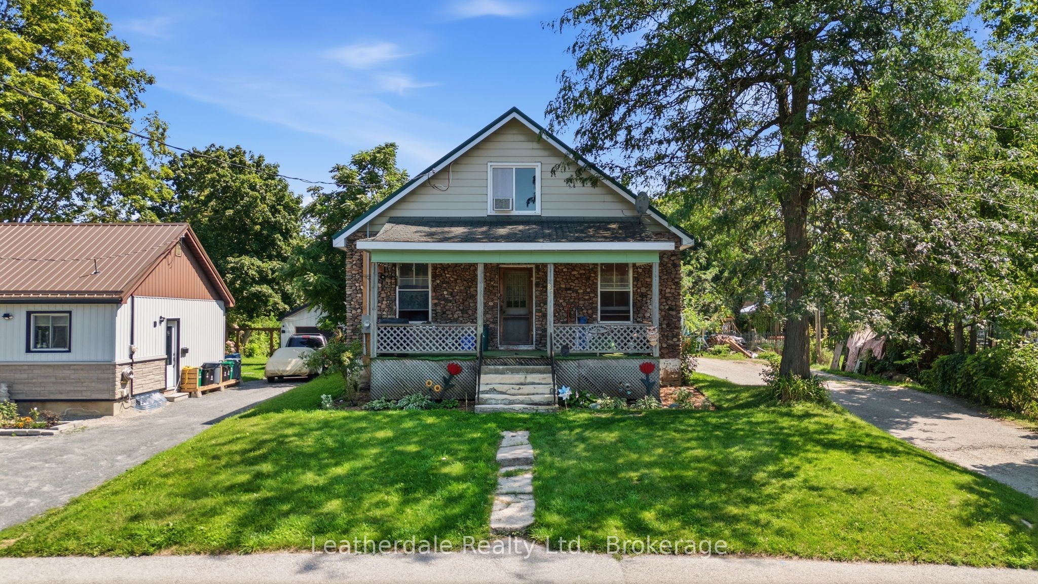 87 Bond Street, Orillia, ON L3V 1J7
