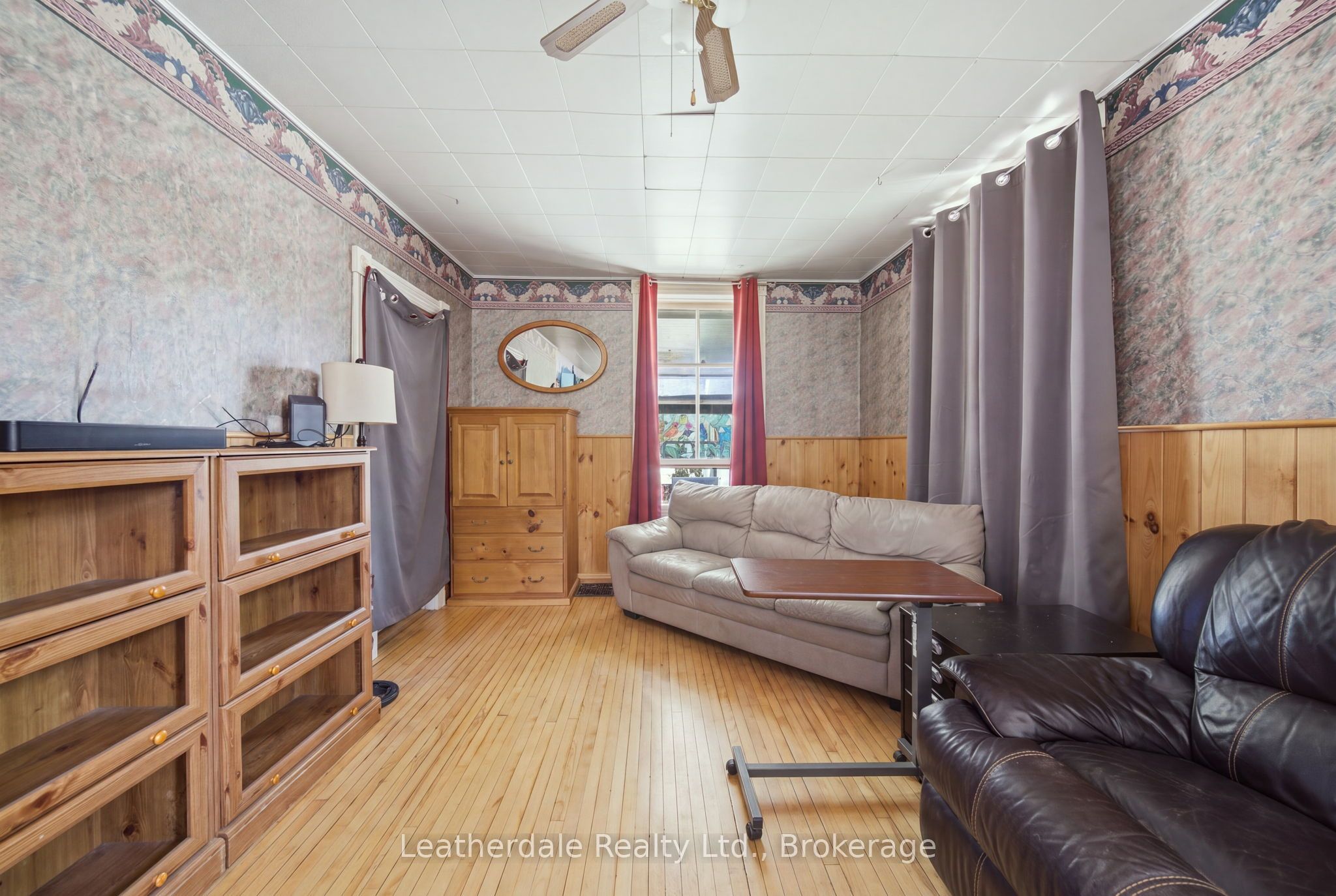 87 Bond Street, Orillia, ON L3V 1J7 photo 4