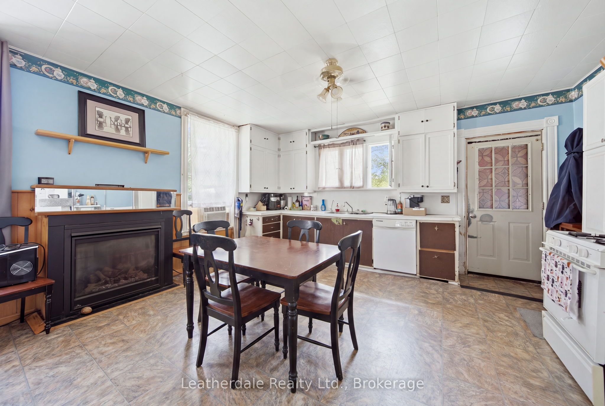 87 Bond Street, Orillia, ON L3V 1J7 photo 5
