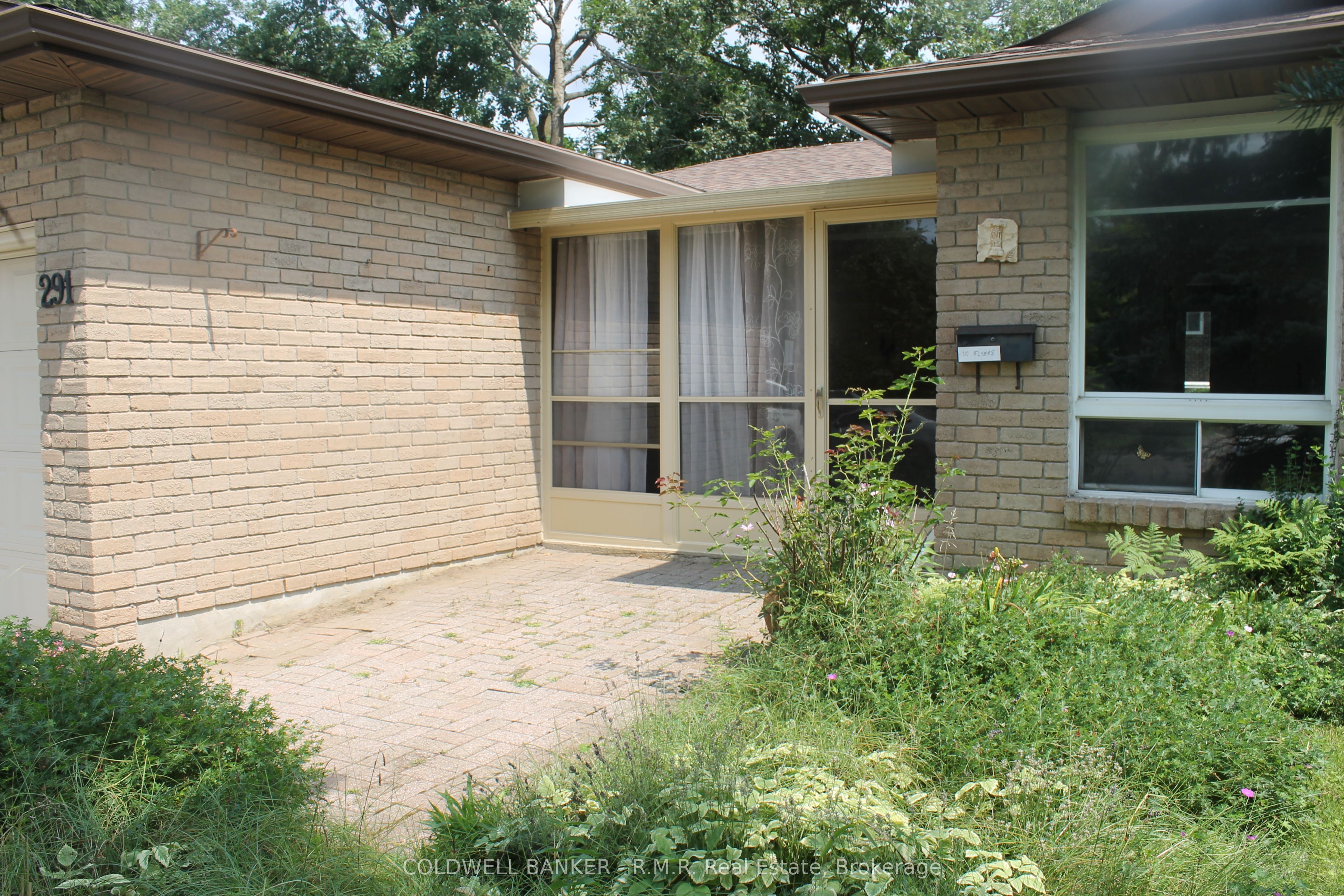 291 Anne Street N, Barrie, ON L4N 4Y1