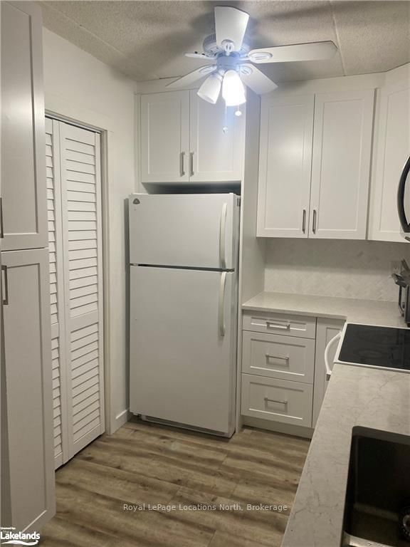 15 Dawson Drive 12, Collingwood, ON L9Y 5B4 photo 3