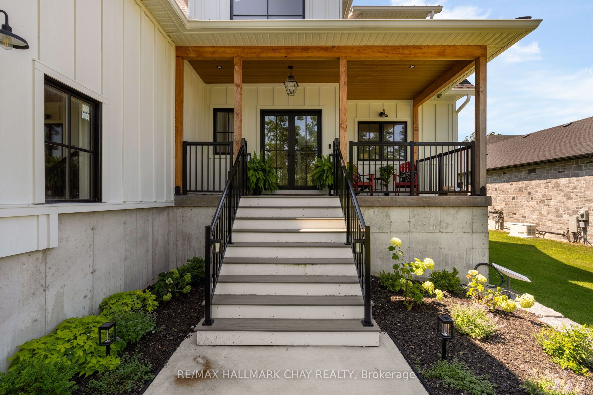 25 Heatherwood Drive, Springwater, ON L0L 1X1 photo 5