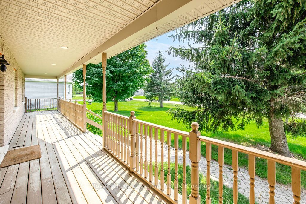 28 Marl Creek Drive, Springwater, ON L0L 2K0 photo 5
