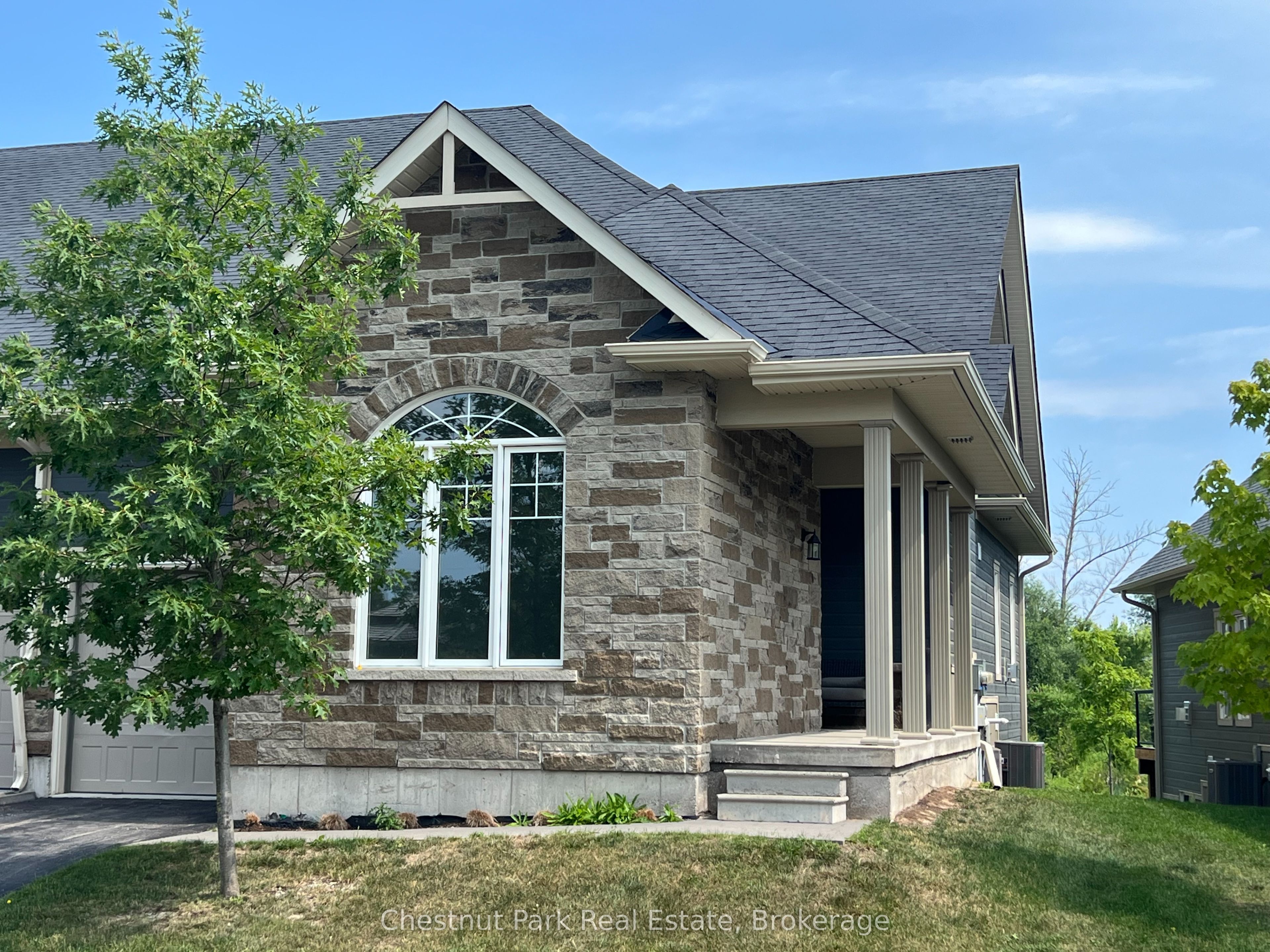 82 Kari Crescent, Collingwood, ON L9Y 0Z7 photo 3