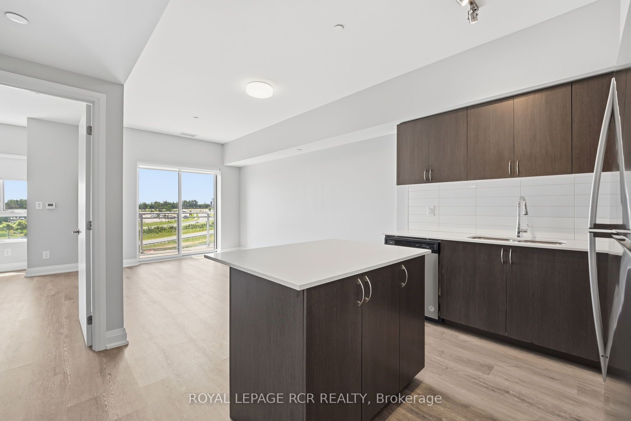 58 Lakeside Terrace 1112, Barrie, ON L4M 0L4 photo 4