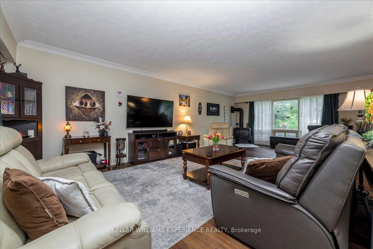 298 Seventh Street, Midland, ON L4R 3Z9 photo 4