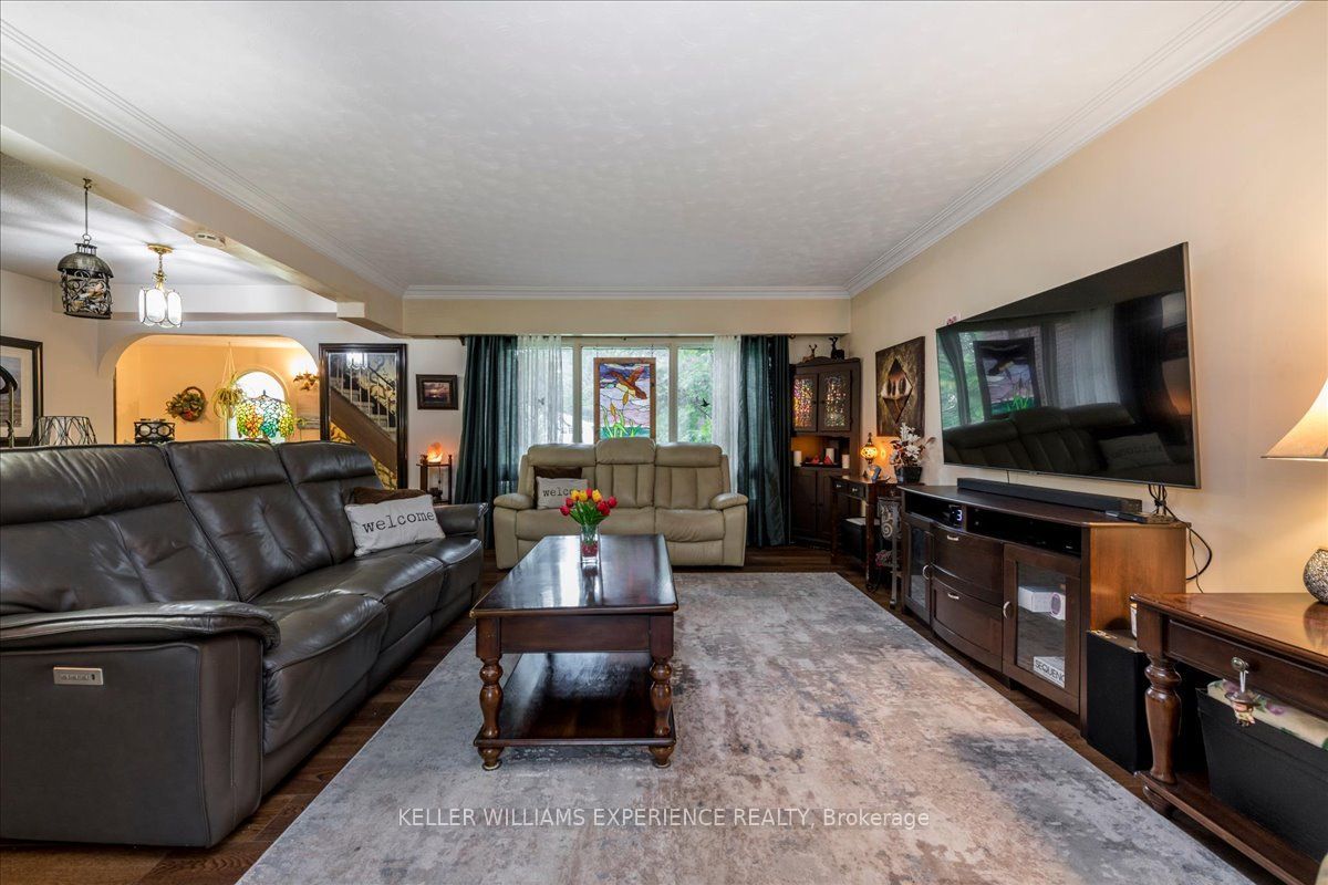 298 Seventh Street, Midland, ON L4R 3Z9 photo 5
