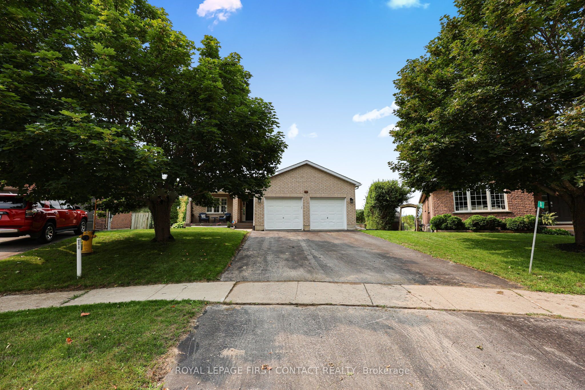 14 HUNTER Court, Springwater, ON L0L 1P0 photo 3