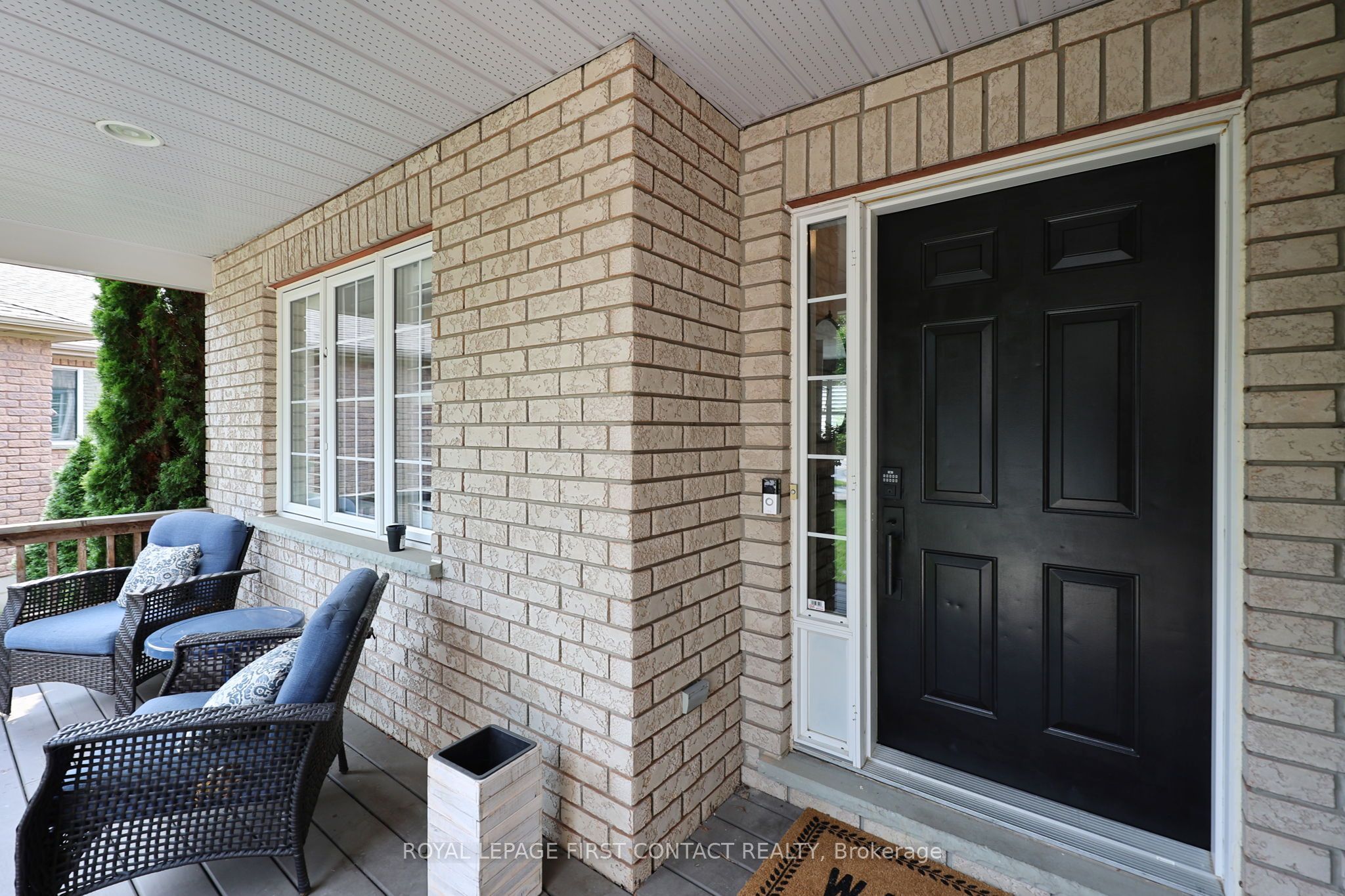 14 HUNTER Court, Springwater, ON L0L 1P0 photo 4