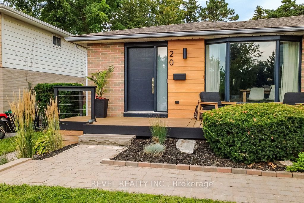 20 Cynthia Court, Barrie, ON L4M 2X4 photo 3