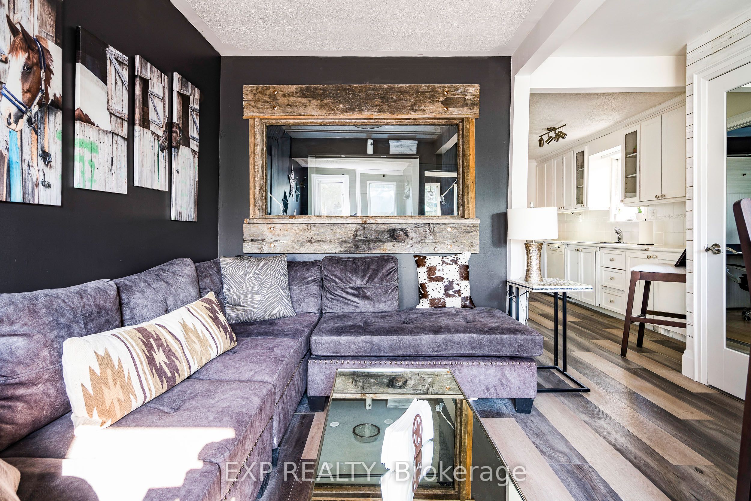 27 Sunnidale Road S, Wasaga Beach, ON L9Z 2M5 photo 4