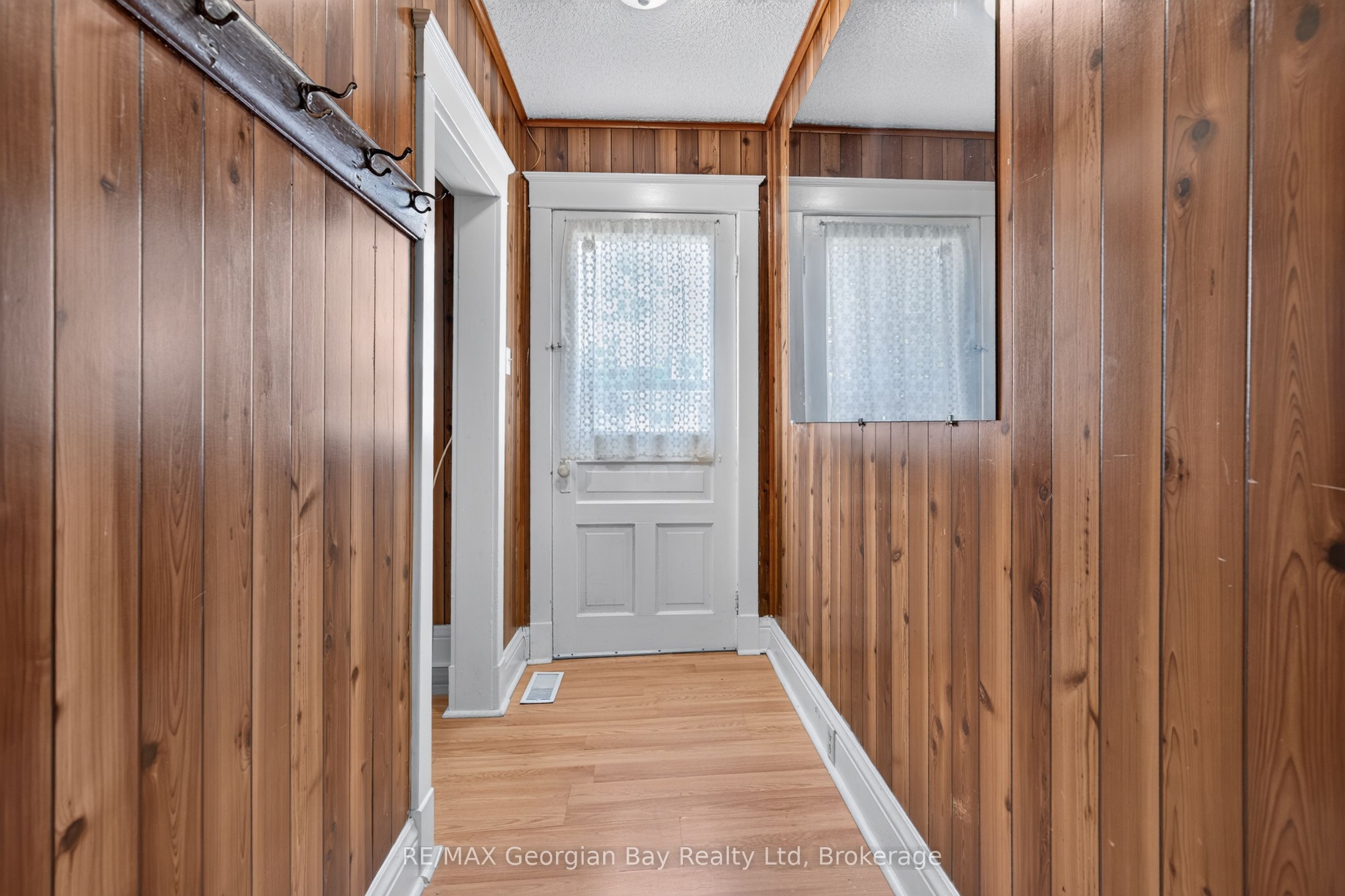375 Horrell Avenue, Midland, ON L4R 2A5 photo 3
