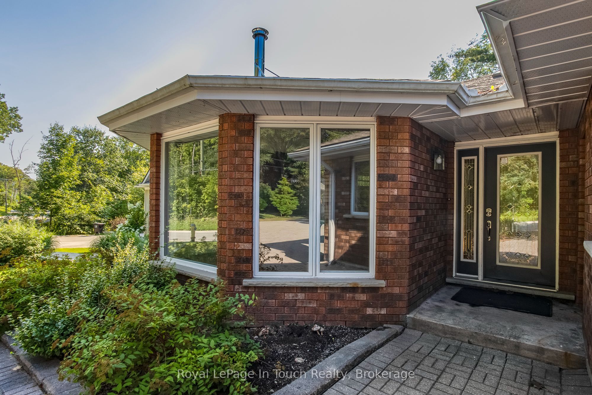 88 Church Street, Penetanguishene, ON L9M 1C7 photo 3