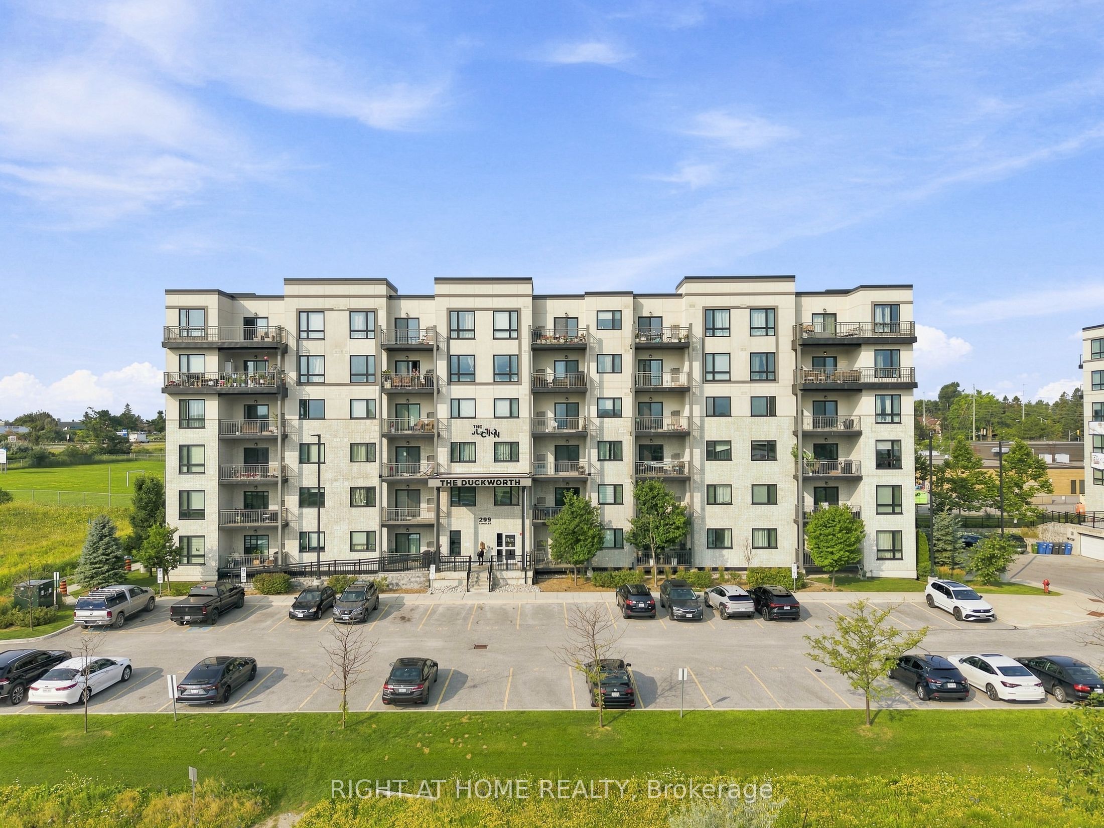 299 Cundles Road E #106, Barrie, ON L4M 0K9 photo 3
