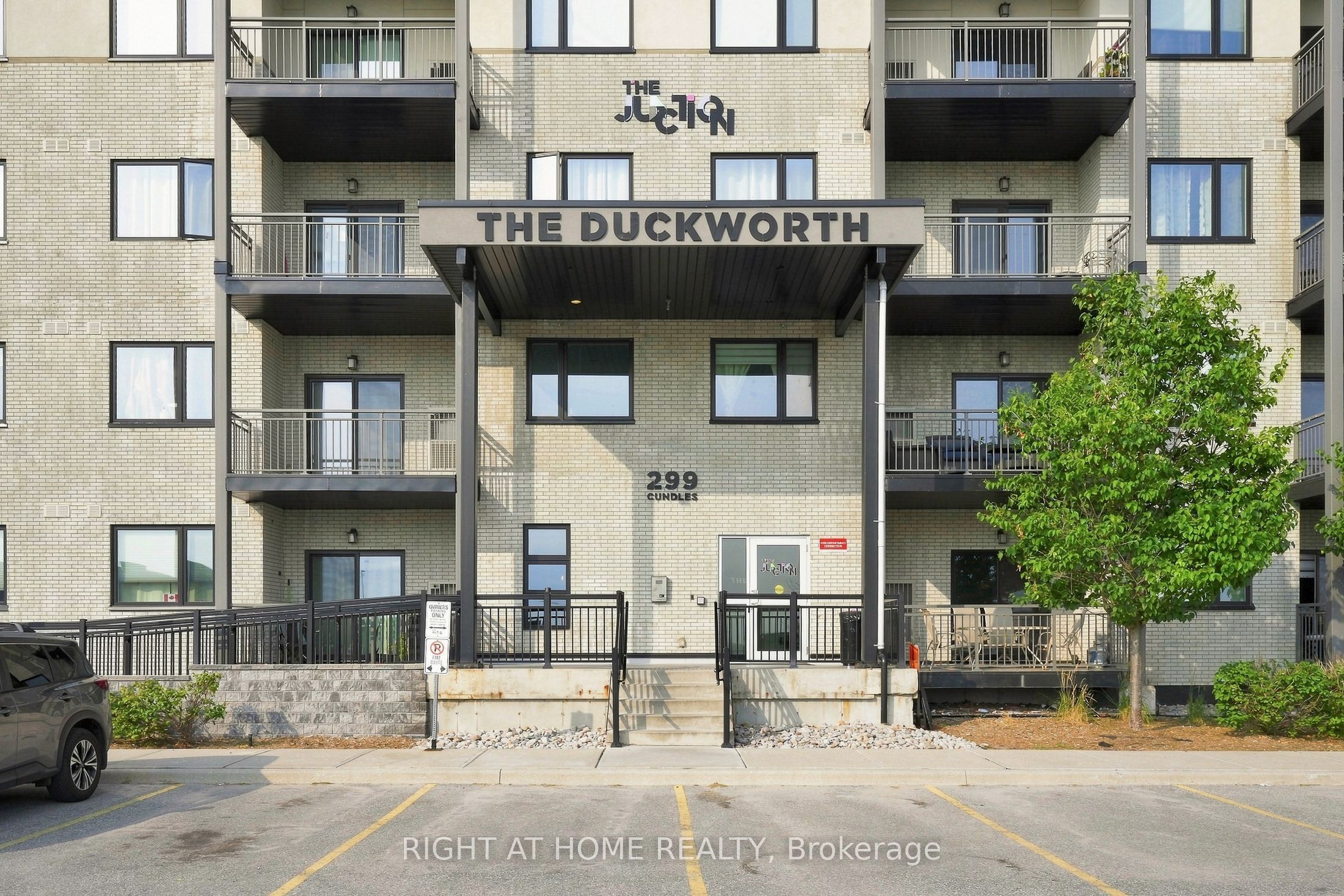 299 Cundles Road E #106, Barrie, ON L4M 0K9 photo 4