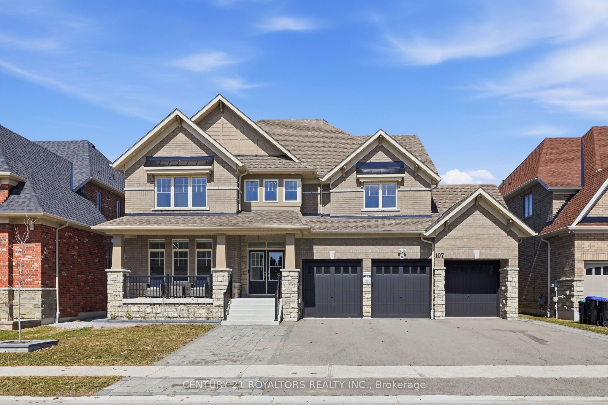 107 Rugman Crescent, Springwater, ON L9X 2A5 photo 2