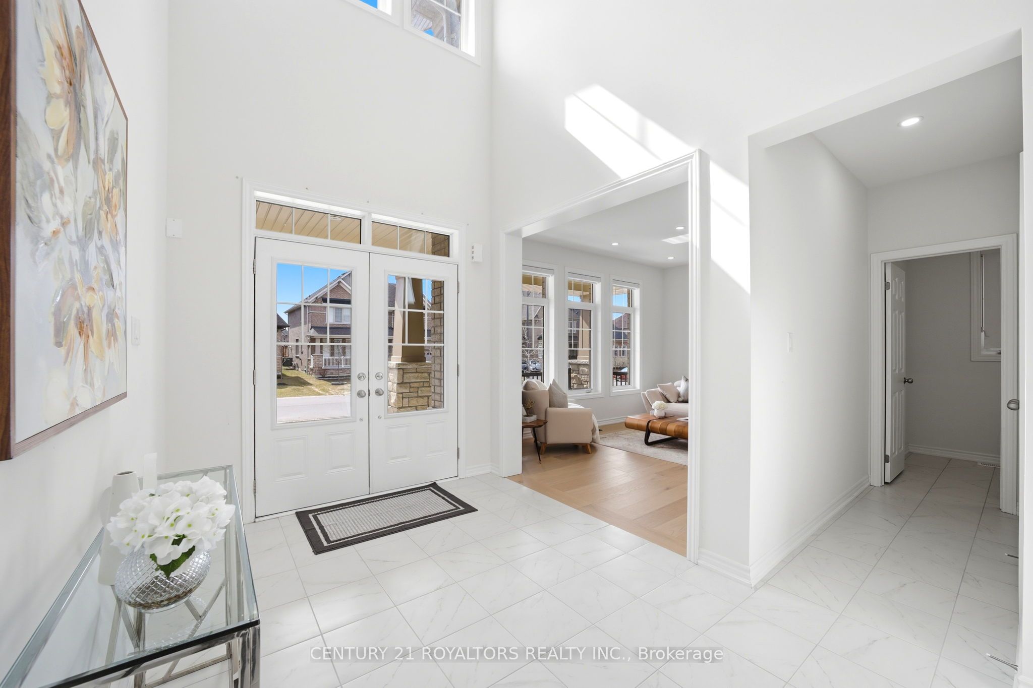 107 Rugman Crescent, Springwater, ON L9X 2A5 photo 5