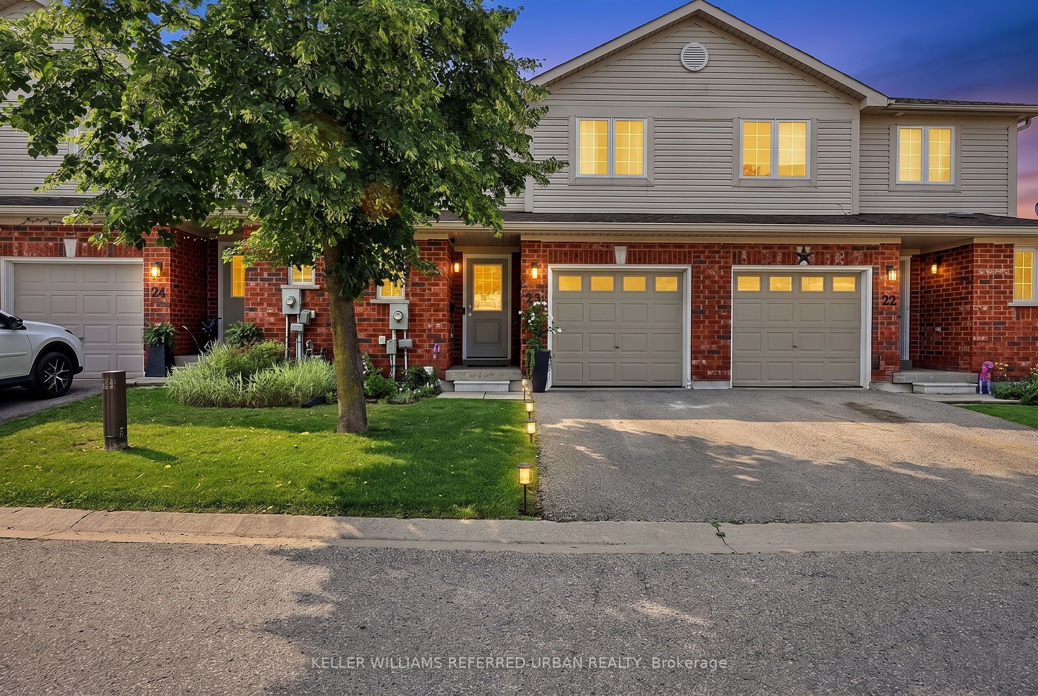 430 Mapleview Drive E 23, Barrie, ON L4M 4S7 photo 2