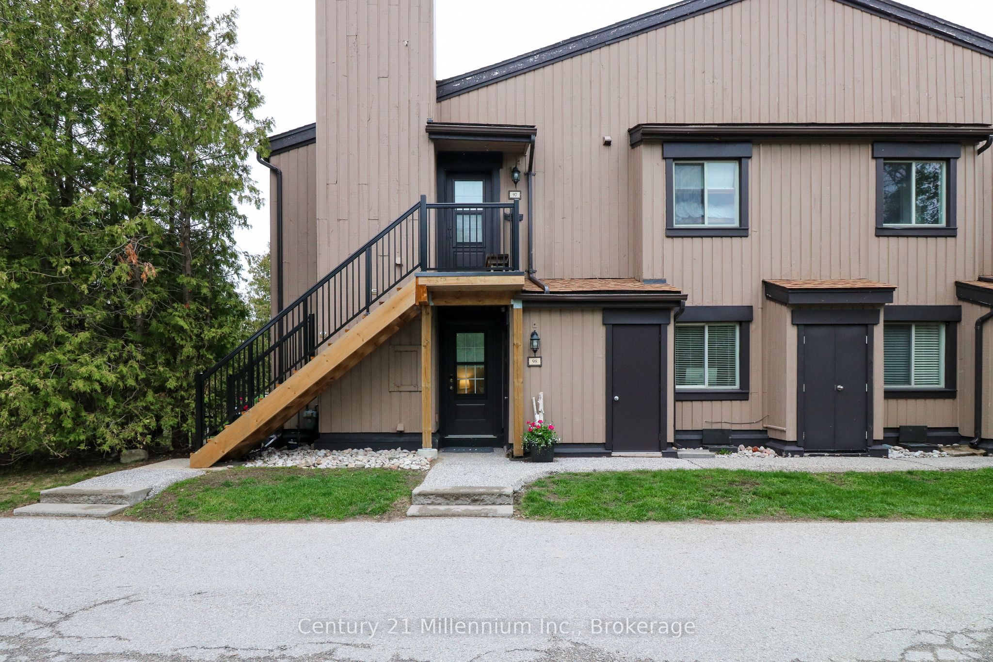 23 Dawson Drive 98, Collingwood, ON L9Y 5B4 photo 3