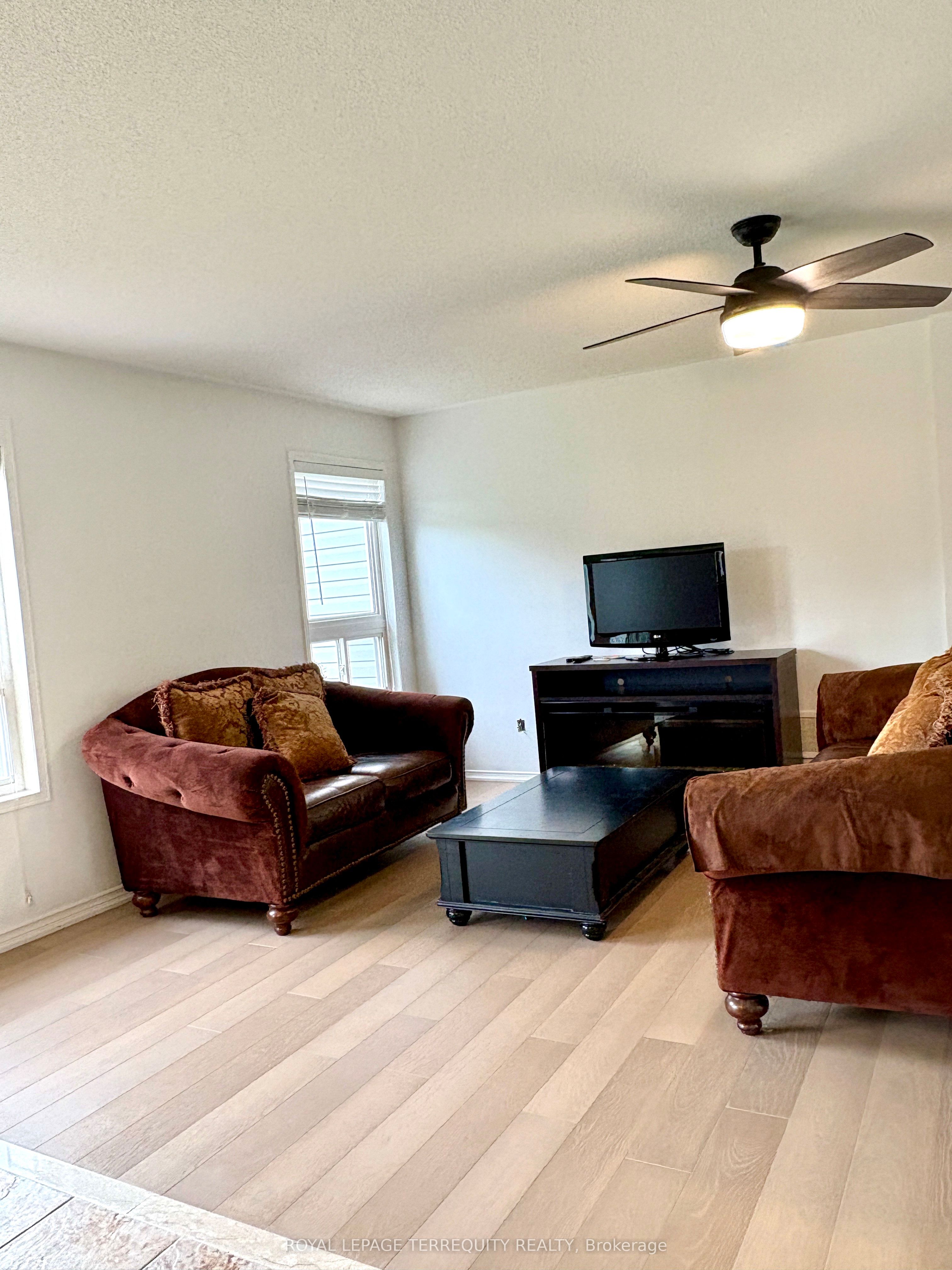 55 Regina Boulevard, Wasaga Beach, ON L9Z 1M8 photo 3